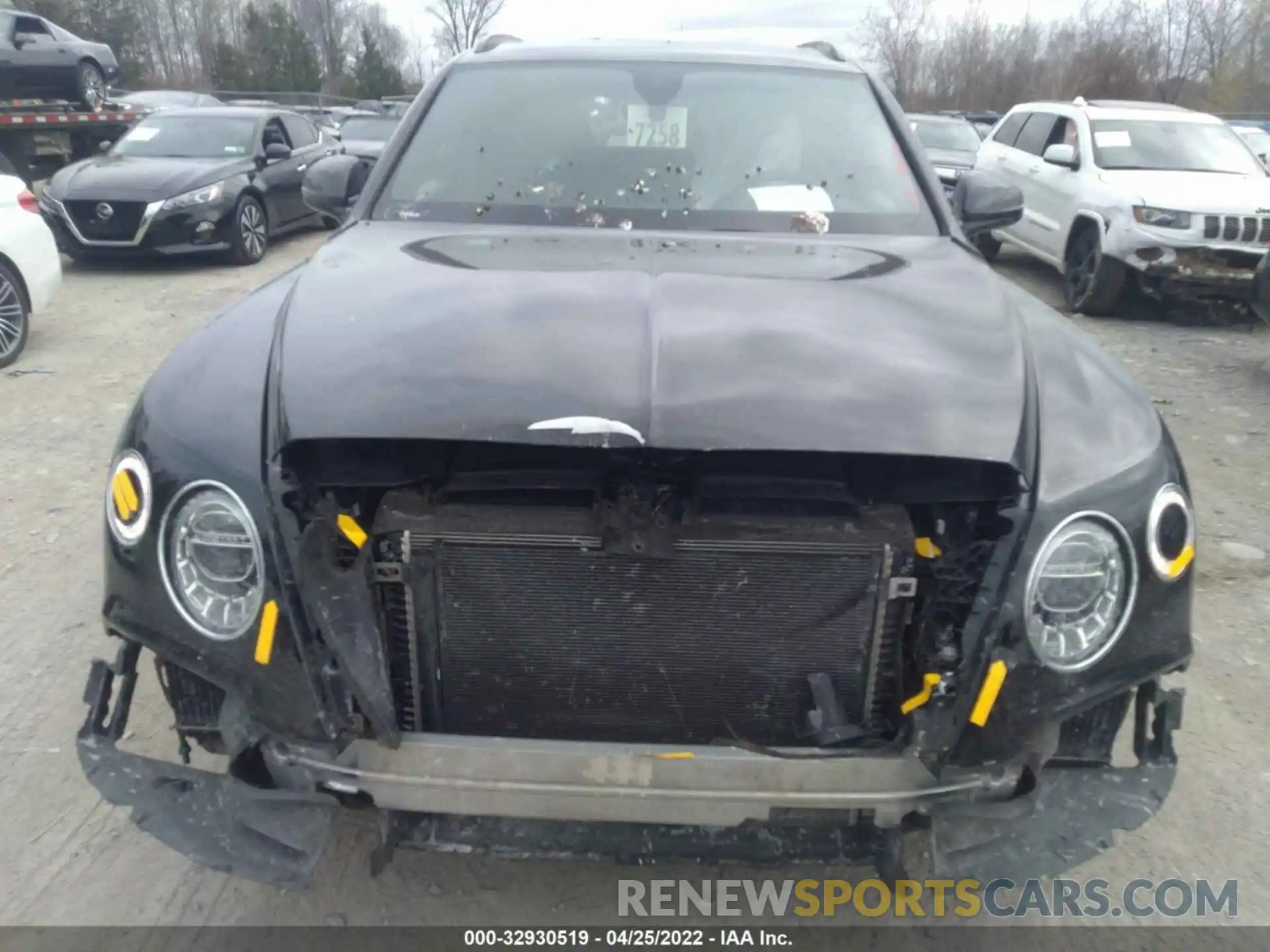 6 Photograph of a damaged car SJAAM2ZV4KC024775 BENTLEY BENTAYGA 2019