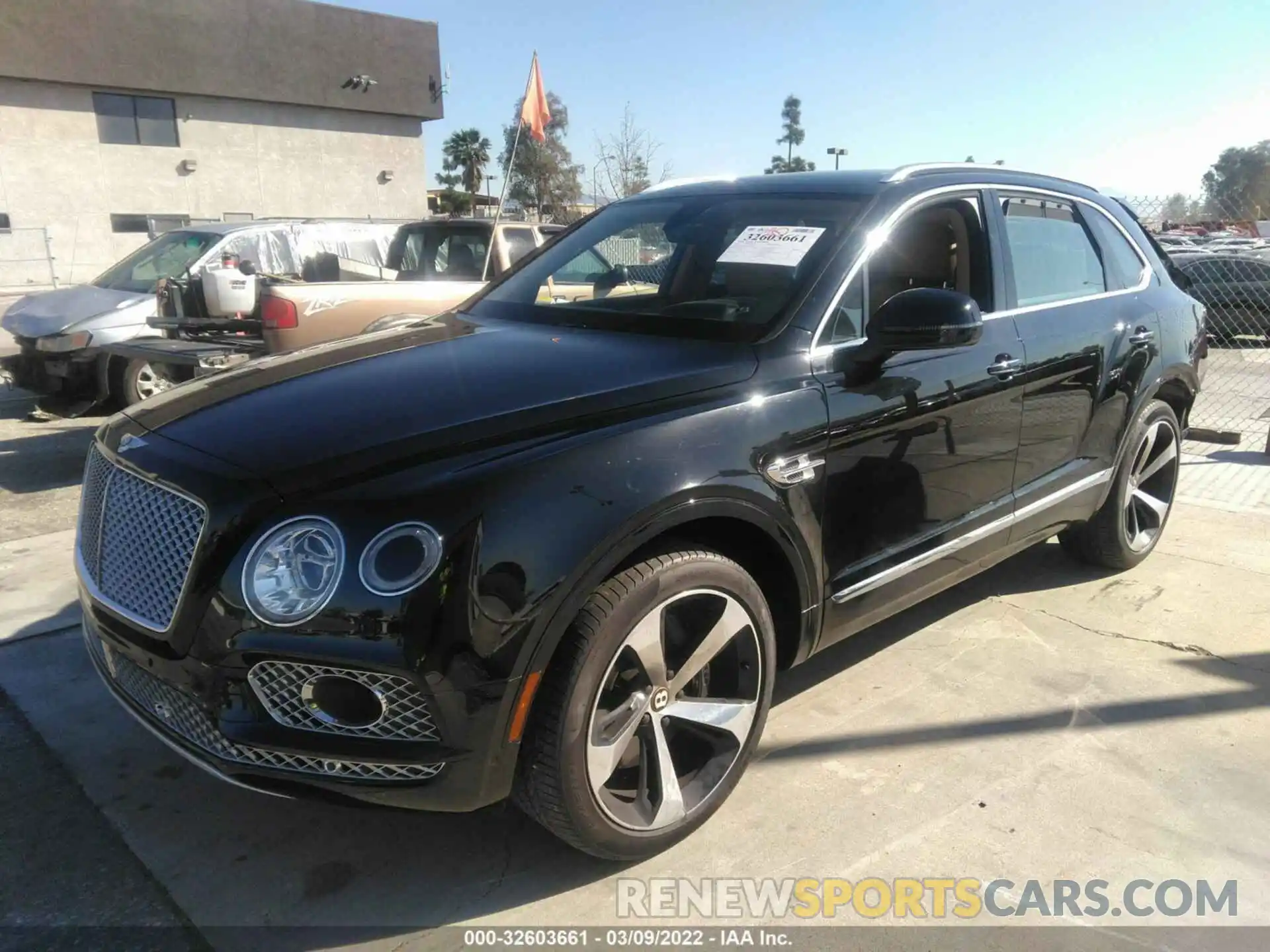 2 Photograph of a damaged car SJAAM2ZV5KC027586 BENTLEY BENTAYGA 2019