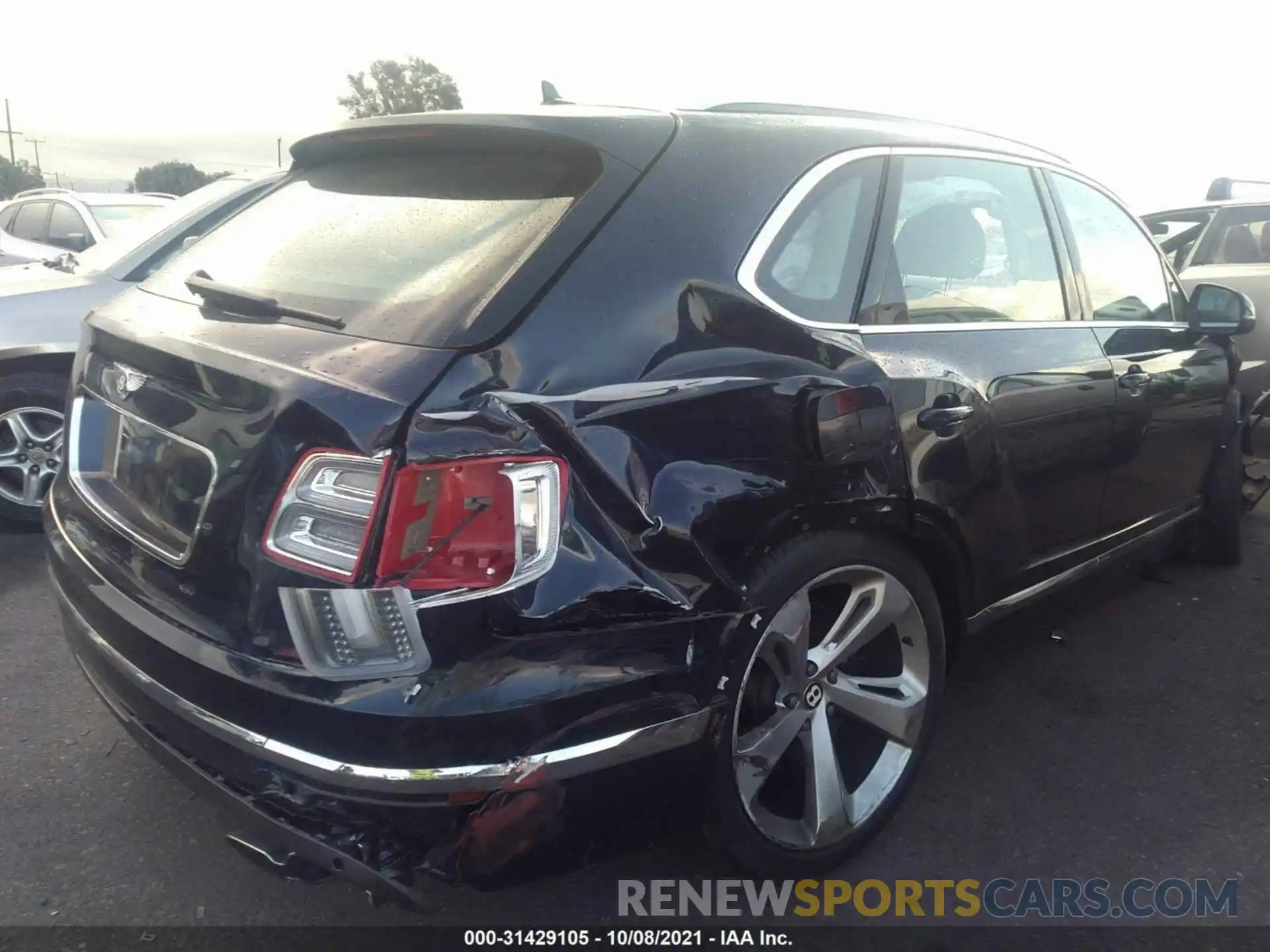 4 Photograph of a damaged car SJAAM2ZV8LC030516 BENTLEY BENTAYGA 2020