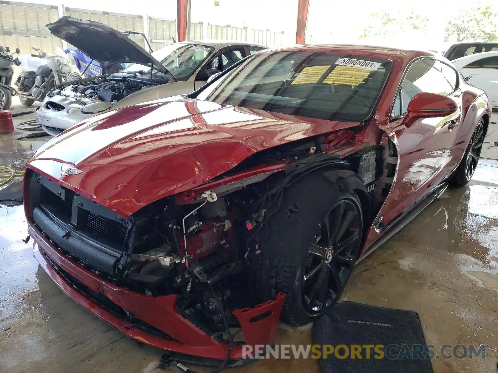 2 Photograph of a damaged car SCBCG2ZG0LC075968 BENTLEY CONTINENTA 2020