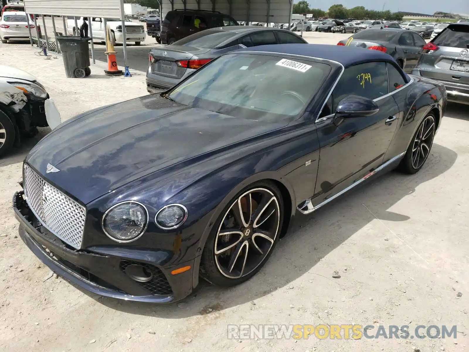 2 Photograph of a damaged car SCBDG4ZG2LC076457 BENTLEY CONTINENTA 2020