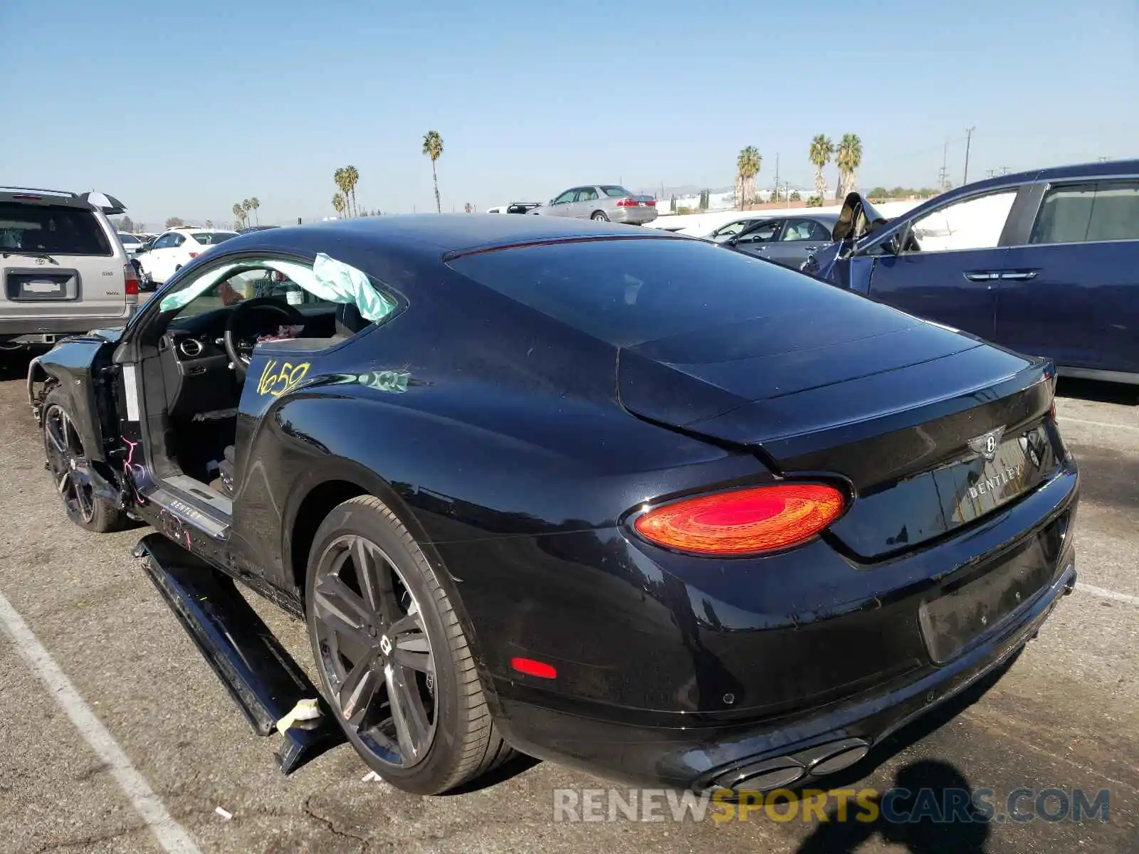 3 Photograph of a damaged car SCBCG2ZG1MC086205 BENTLEY CONTINENTA 2021