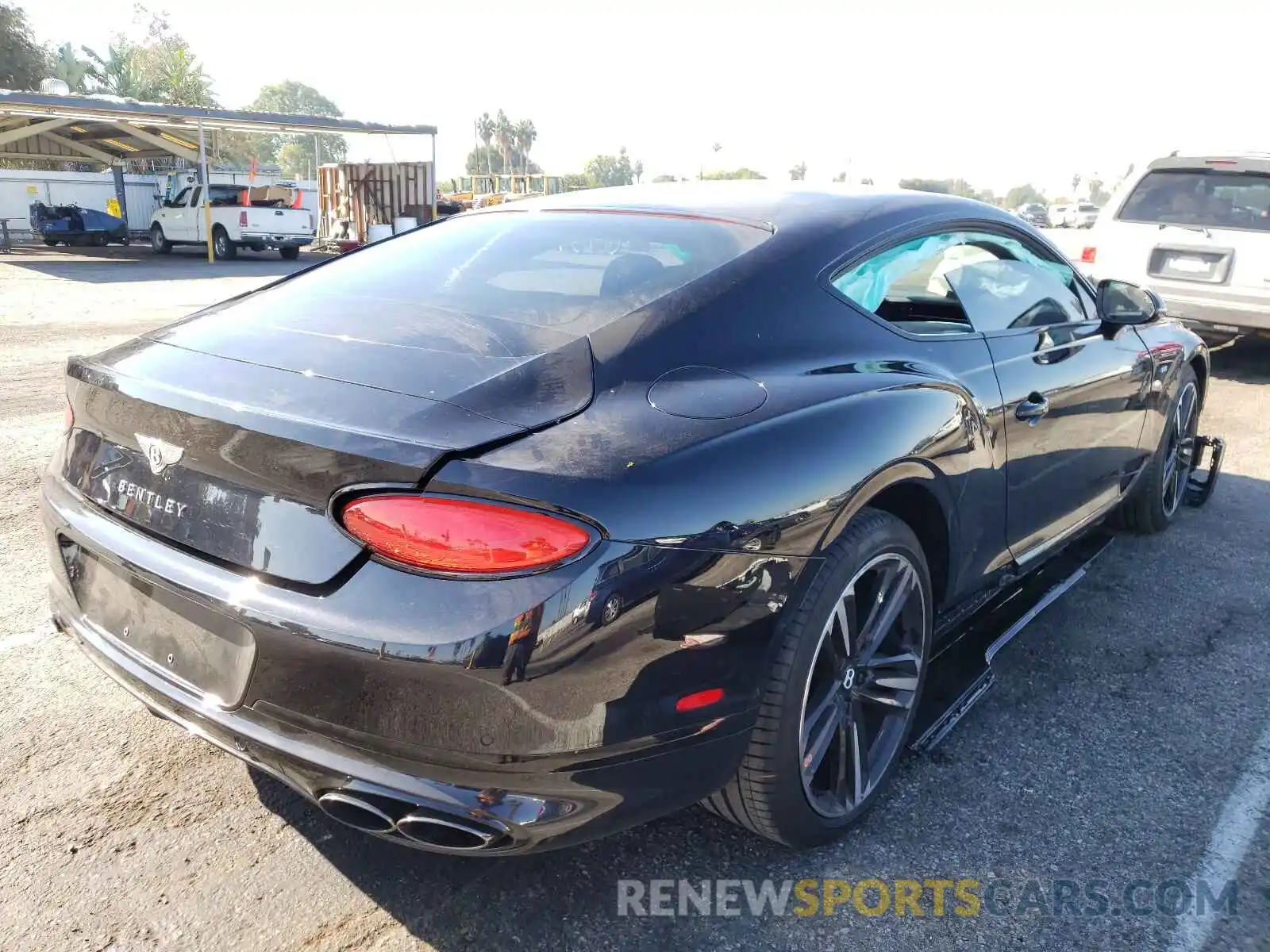 4 Photograph of a damaged car SCBCG2ZG1MC086205 BENTLEY CONTINENTA 2021