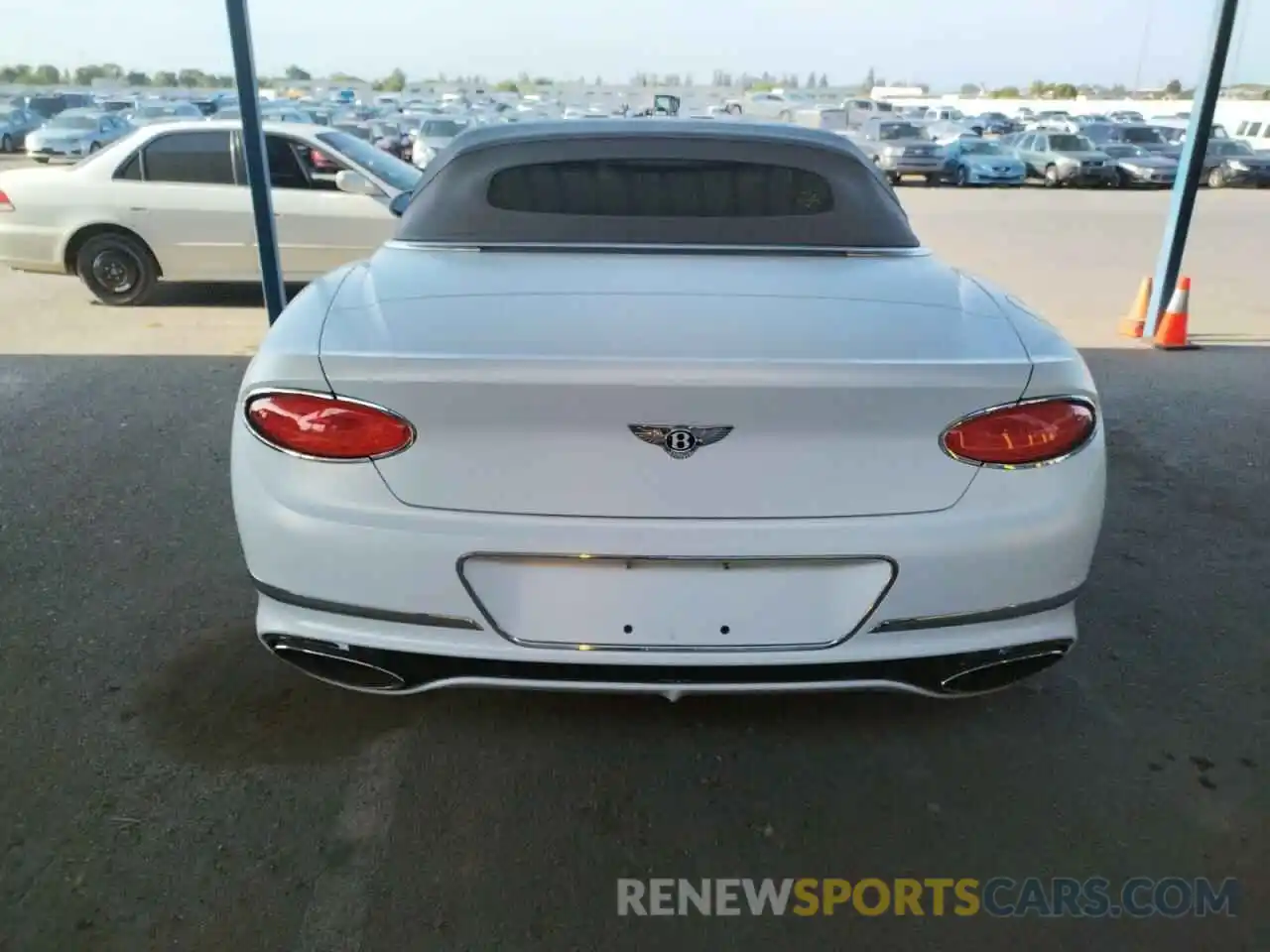 10 Photograph of a damaged car SCBDB4ZG0MC088297 BENTLEY CONTINENTA 2021