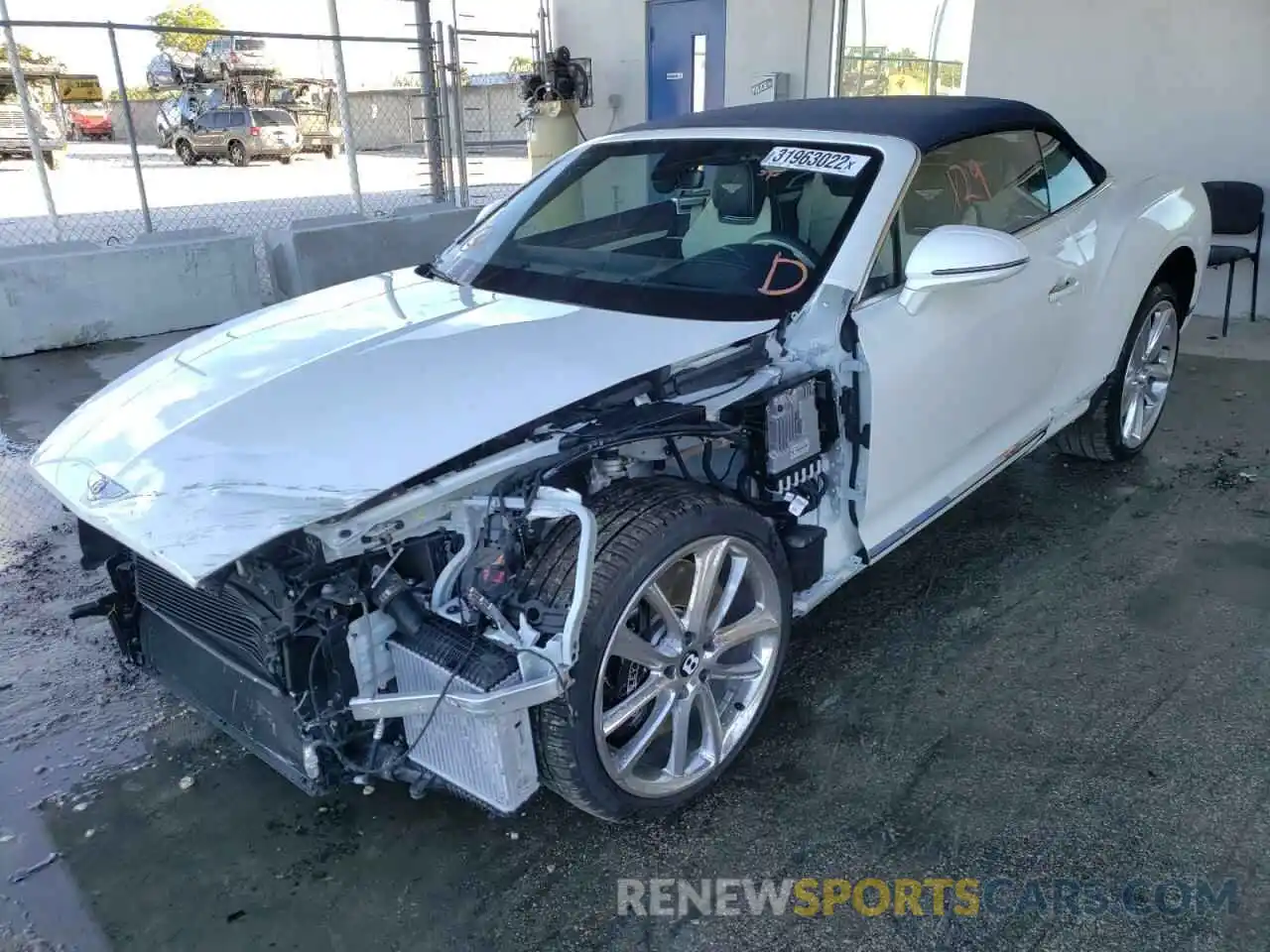 2 Photograph of a damaged car SCBDG4ZG4NC092226 BENTLEY CONTINENTA 2022