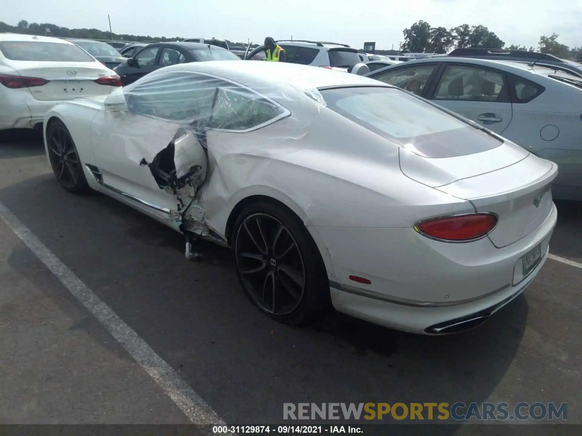 3 Photograph of a damaged car SCBCB2ZG7LC082074 BENTLEY CONTINENTAL 2020