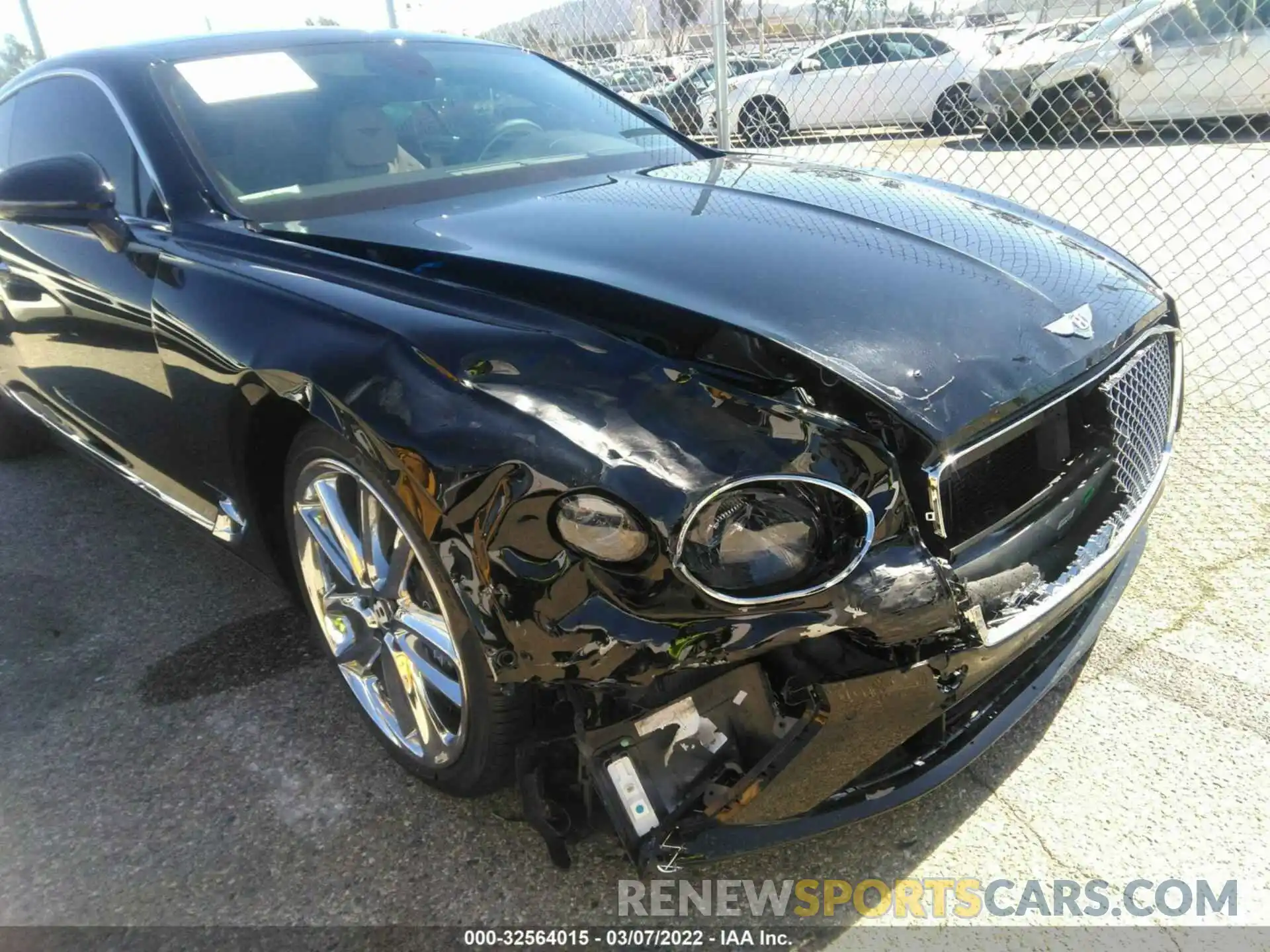 6 Photograph of a damaged car SCBCB2ZGXLC081551 BENTLEY CONTINENTAL 2020