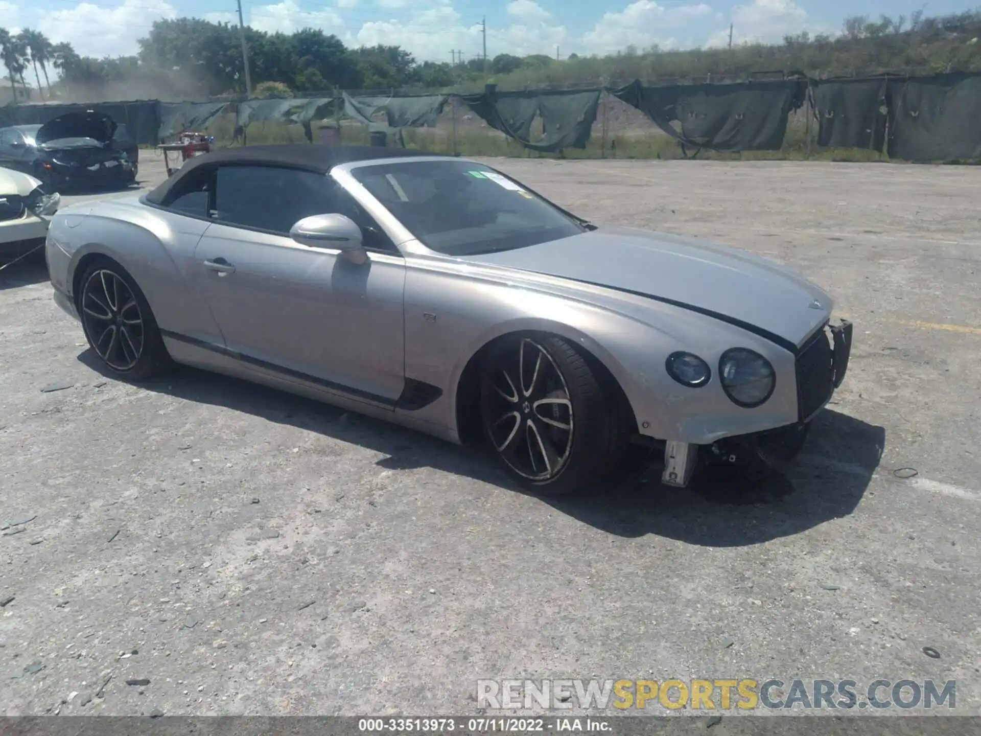 1 Photograph of a damaged car SCBDG4ZGXLC082605 BENTLEY CONTINENTAL 2020