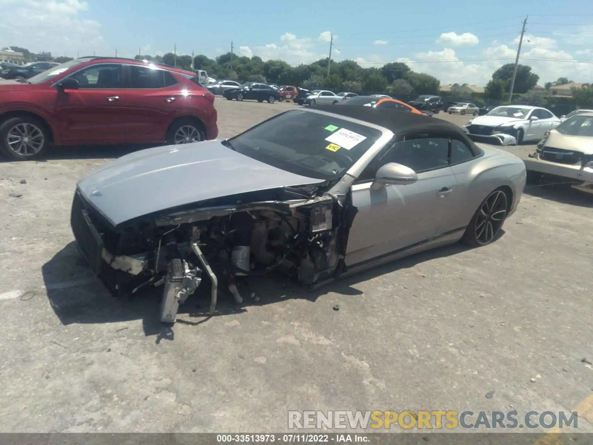 2 Photograph of a damaged car SCBDG4ZGXLC082605 BENTLEY CONTINENTAL 2020