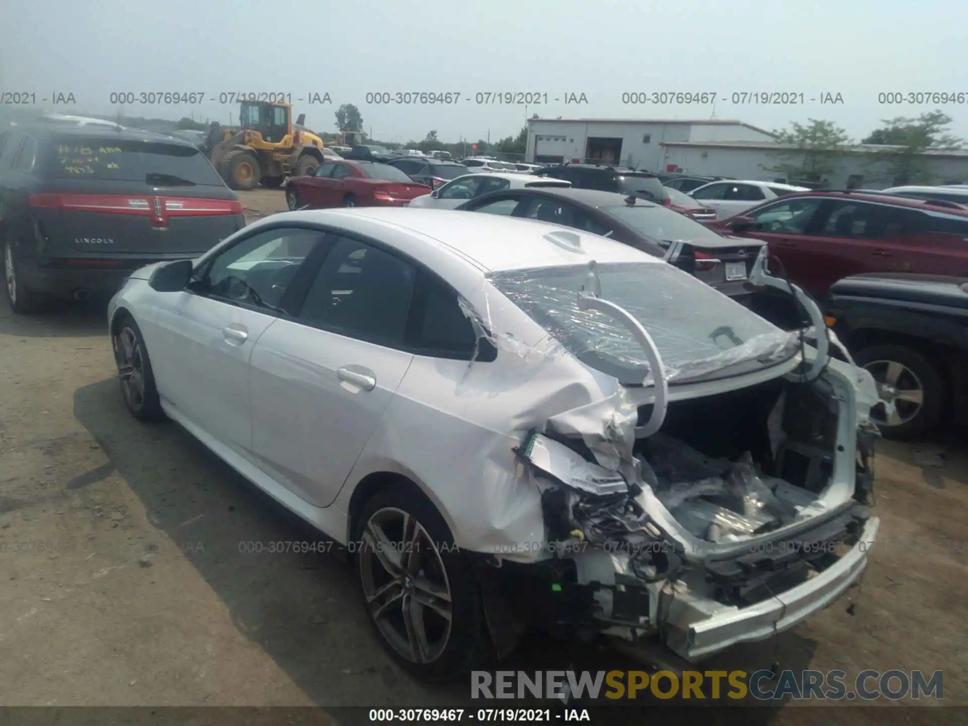 3 Photograph of a damaged car WBA13AL05L7F42641 BMW 2 SERIES 2020