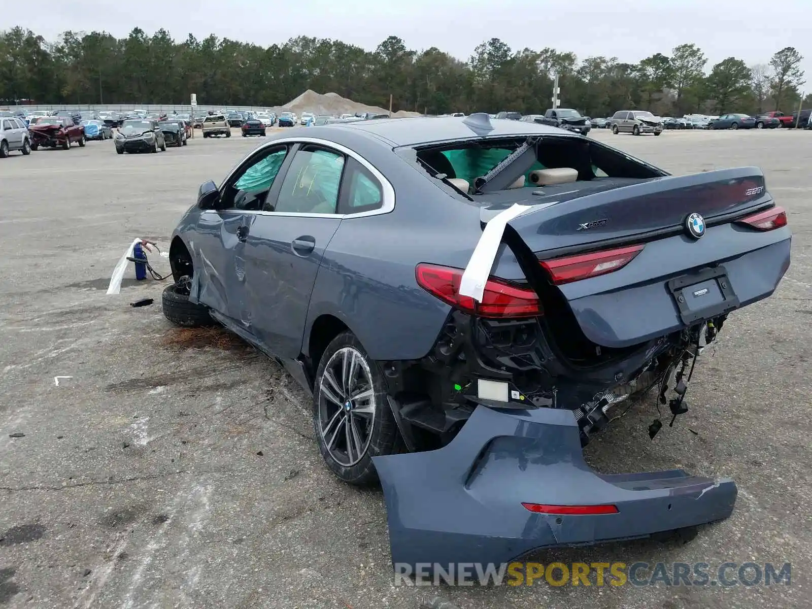 3 Фотография поврежденного автомобиля WBA73AK03L7F70885 BMW 2 SERIES 2020