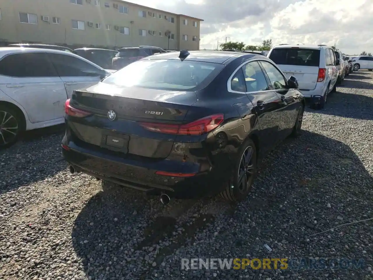 2 Photograph of a damaged car WBA53AK05N7K26899 BMW 2 SERIES 2022