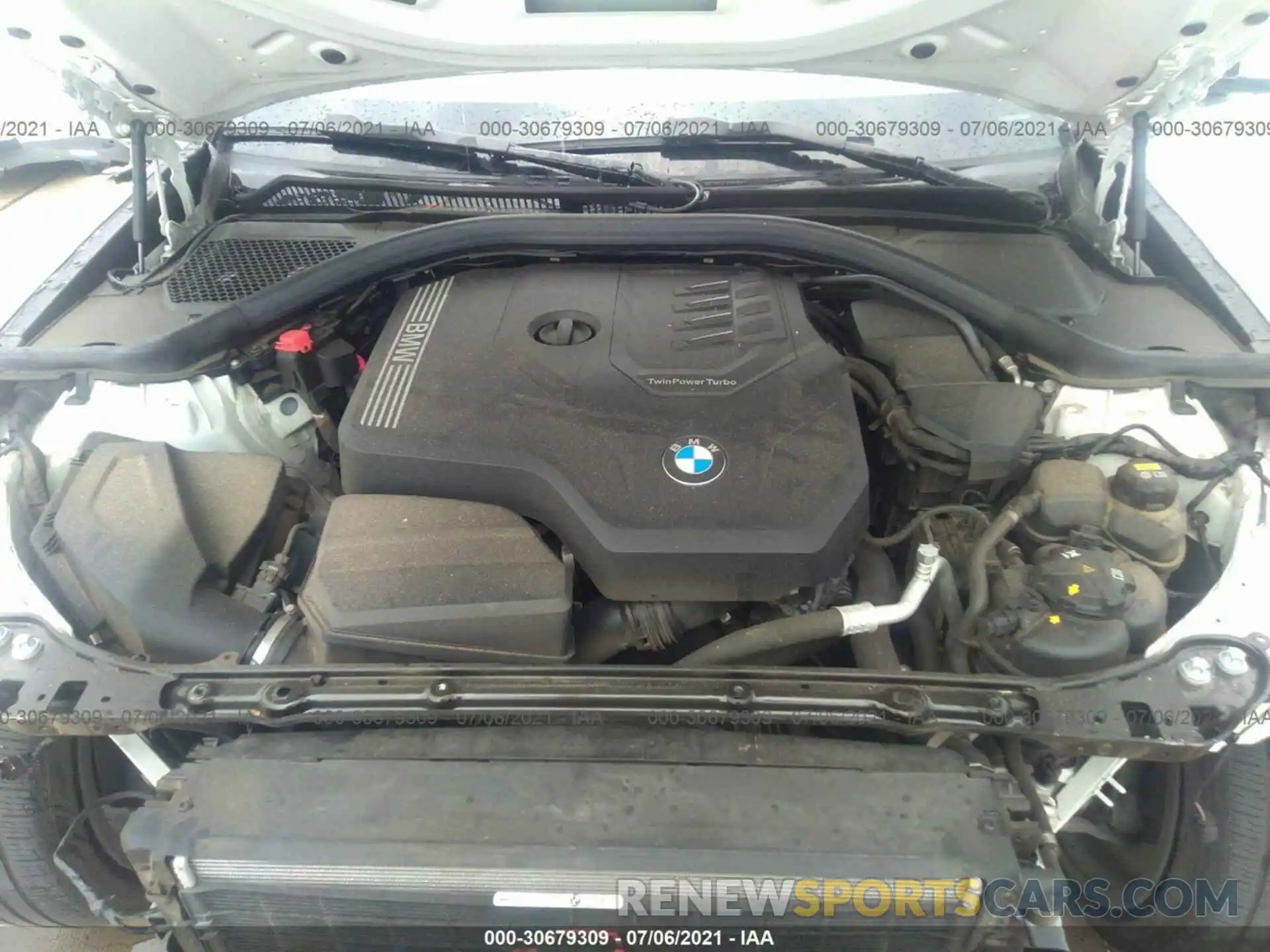 10 Photograph of a damaged car 3MW5R1J50K8A04079 BMW 3 SERIES 2019