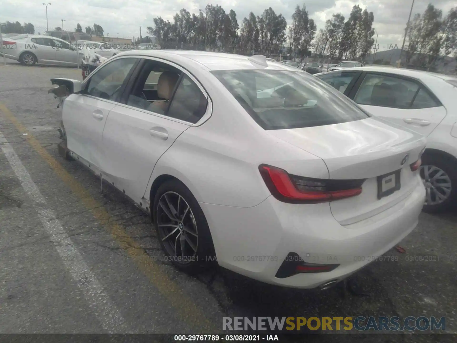 3 Photograph of a damaged car 3MW5R1J51K8A05676 BMW 3 SERIES 2019