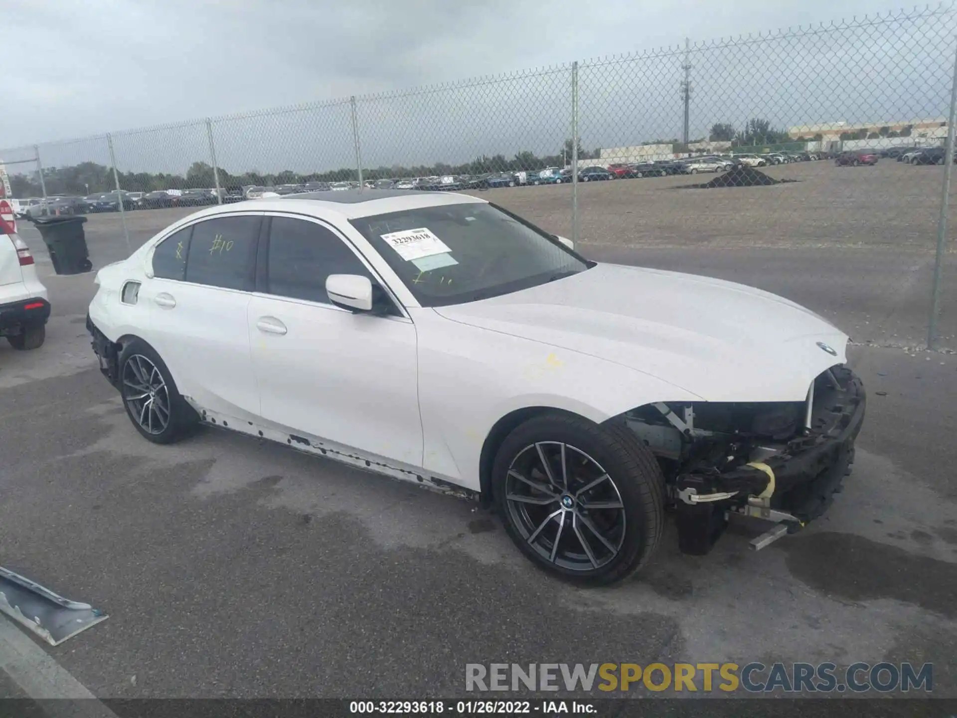 1 Photograph of a damaged car 3MW5R1J51K8B00271 BMW 3 SERIES 2019