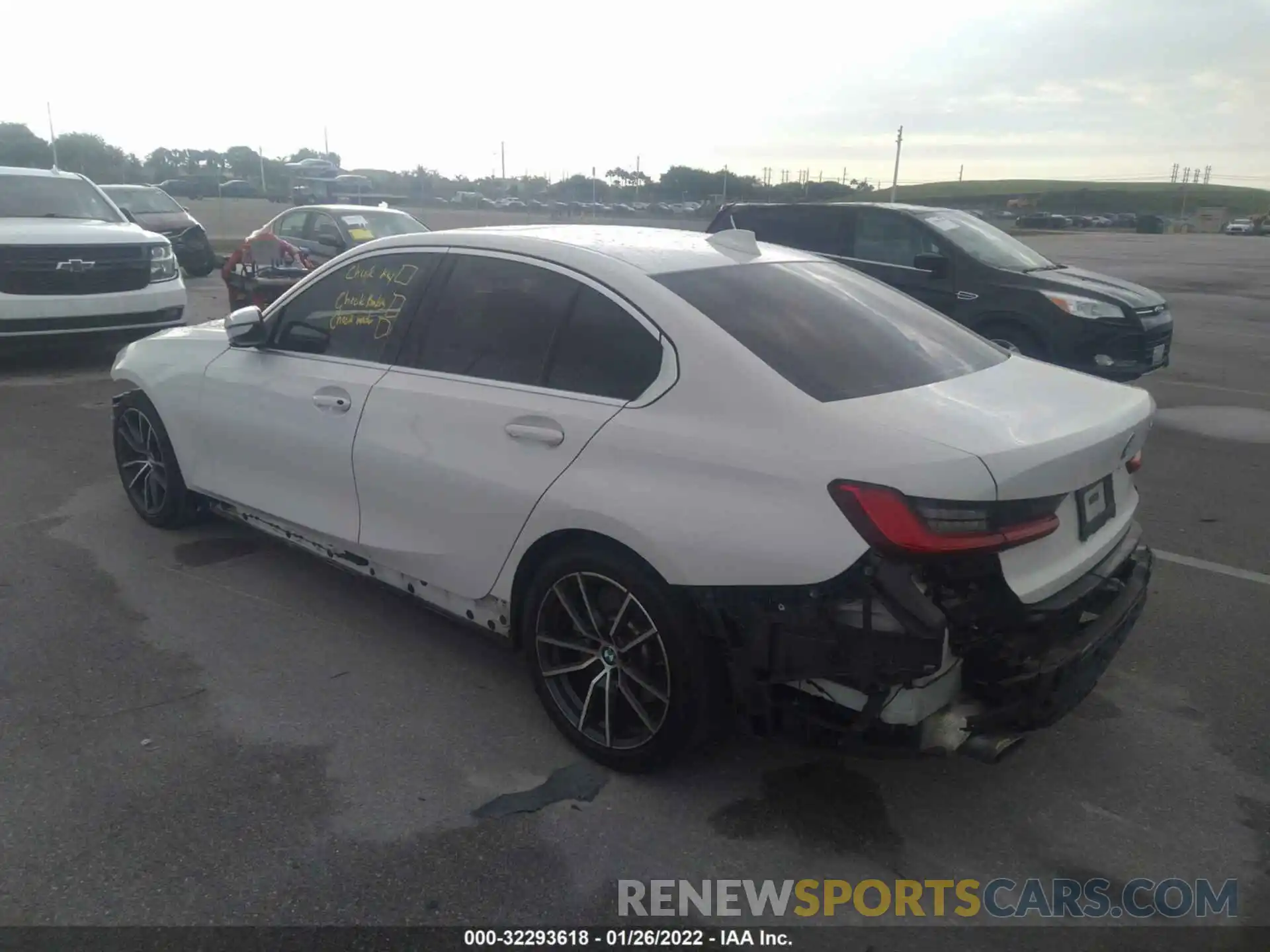 3 Photograph of a damaged car 3MW5R1J51K8B00271 BMW 3 SERIES 2019