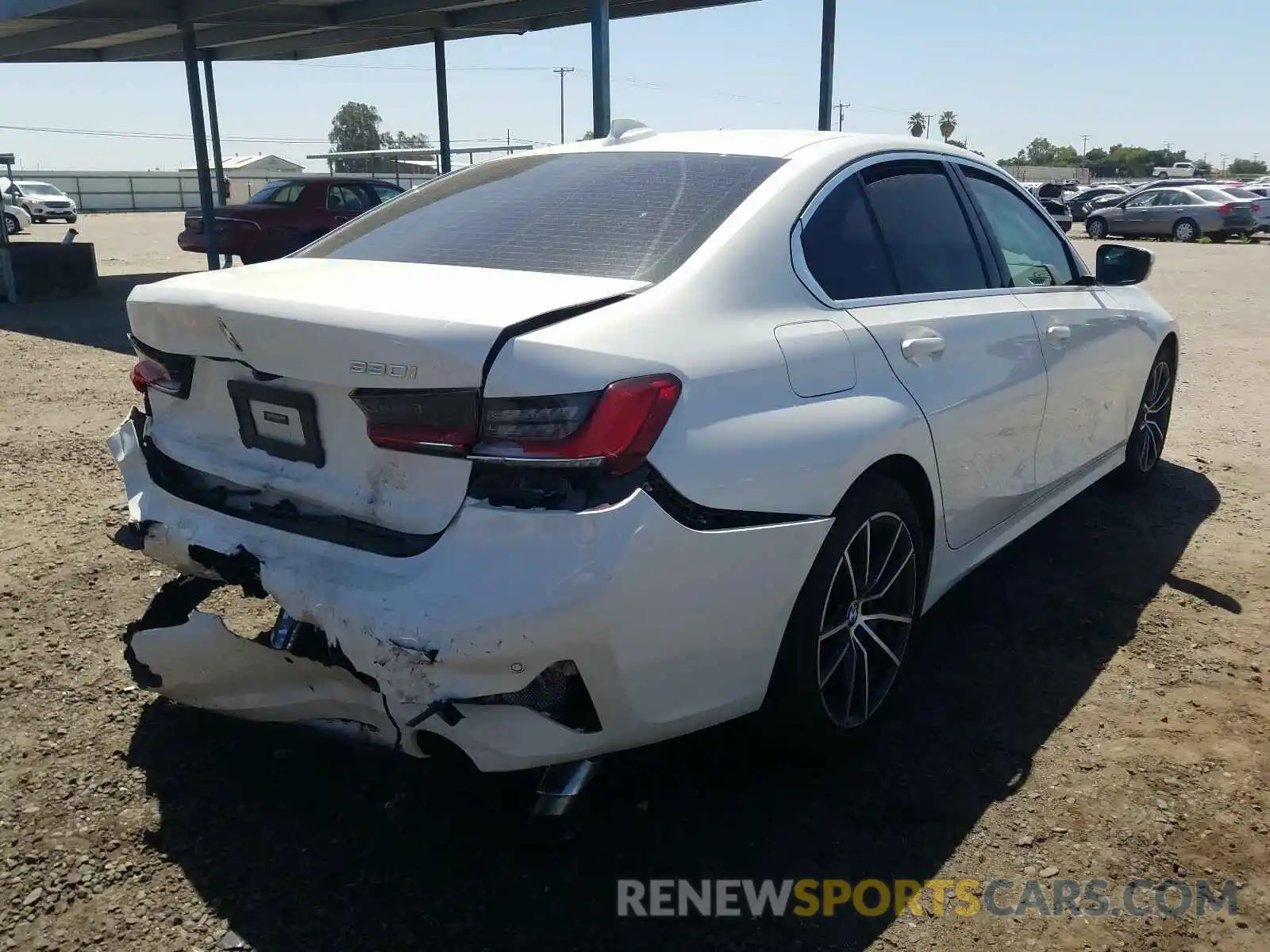 4 Photograph of a damaged car 3MW5R1J51K8B01064 BMW 3 SERIES 2019