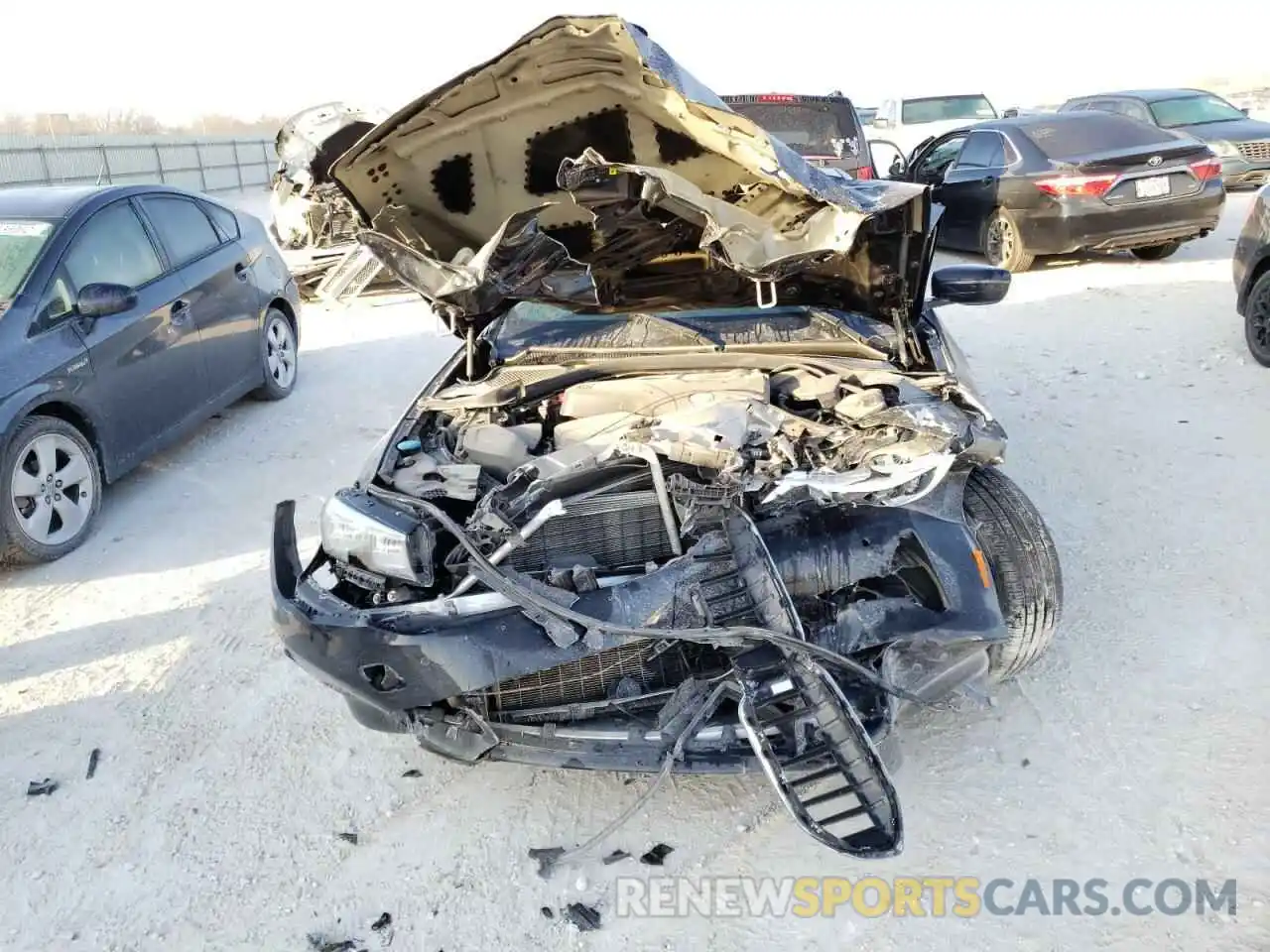 9 Photograph of a damaged car 3MW5R1J52K8A04147 BMW 3 SERIES 2019