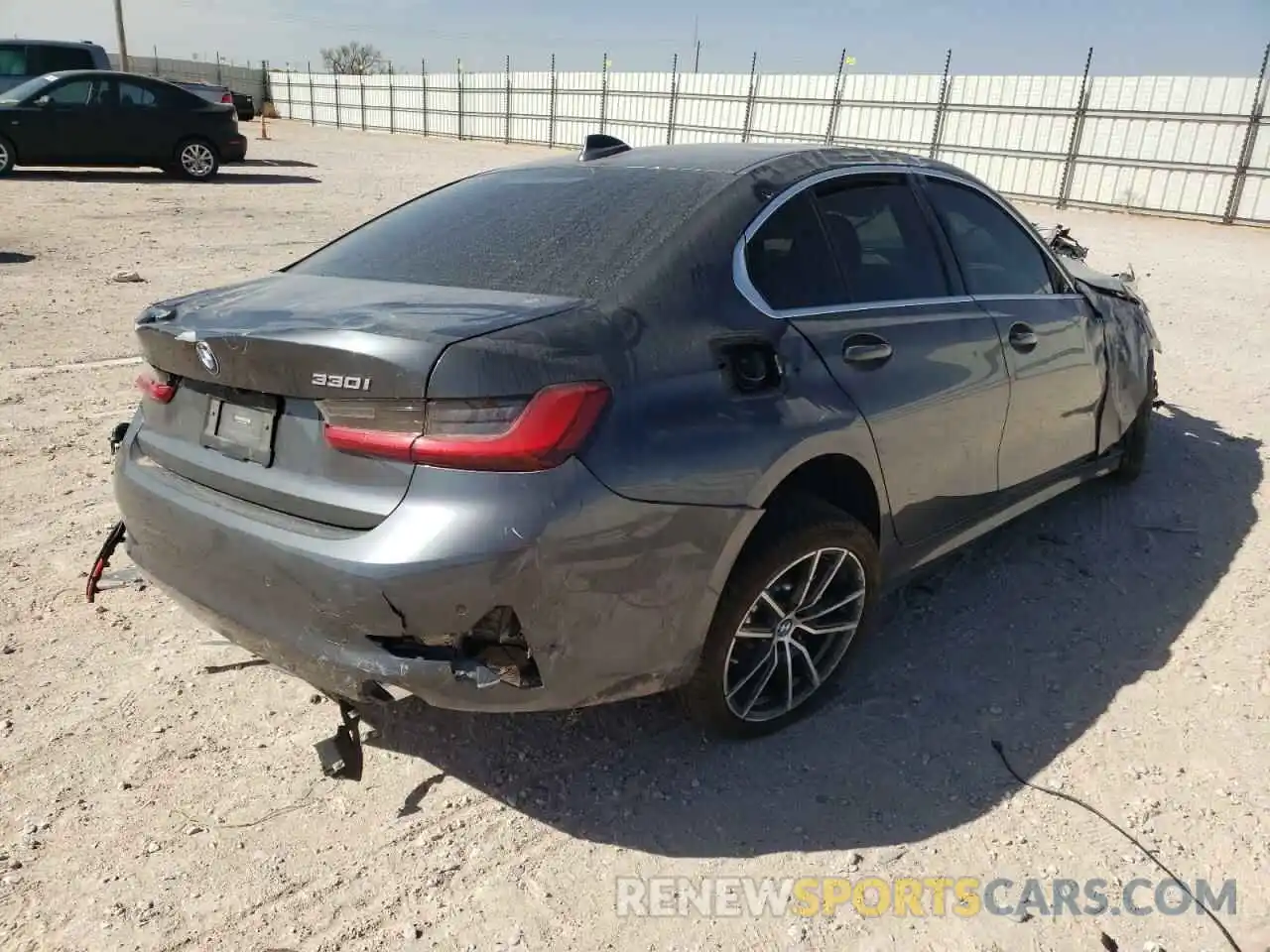 4 Photograph of a damaged car 3MW5R1J53K8B00644 BMW 3 SERIES 2019