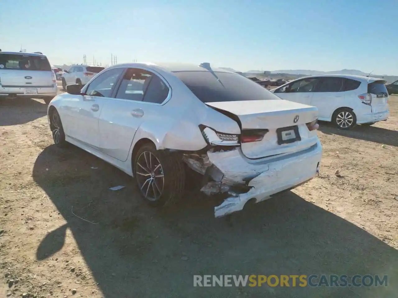 3 Photograph of a damaged car 3MW5R1J53K8B02393 BMW 3 SERIES 2019