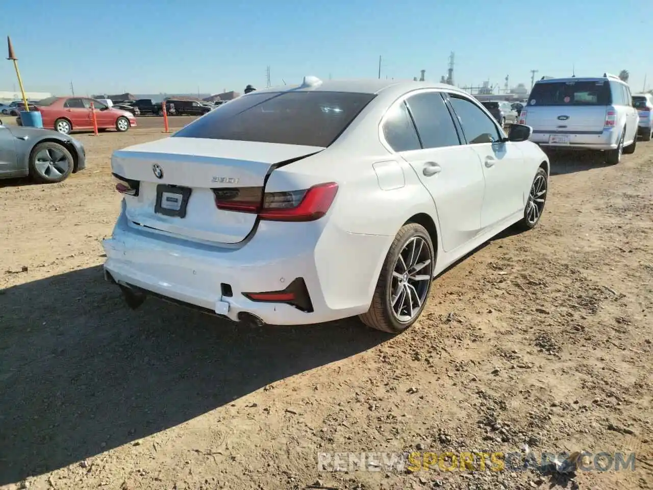 4 Photograph of a damaged car 3MW5R1J53K8B02393 BMW 3 SERIES 2019