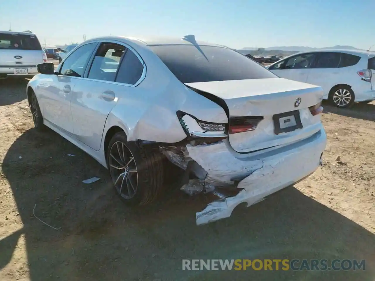 9 Photograph of a damaged car 3MW5R1J53K8B02393 BMW 3 SERIES 2019