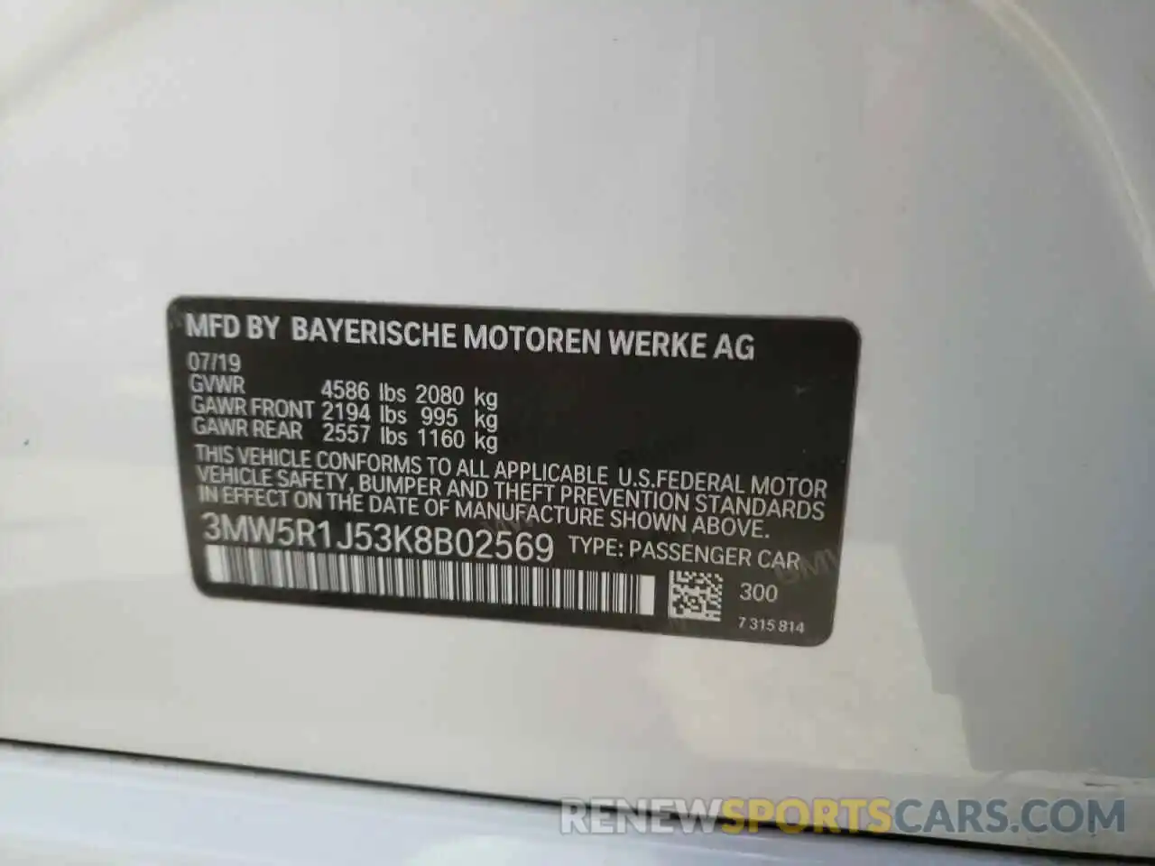 10 Photograph of a damaged car 3MW5R1J53K8B02569 BMW 3 SERIES 2019