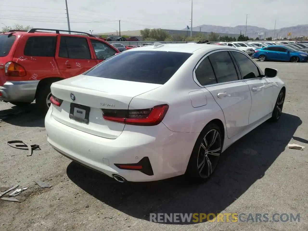 4 Photograph of a damaged car 3MW5R1J53K8B02569 BMW 3 SERIES 2019