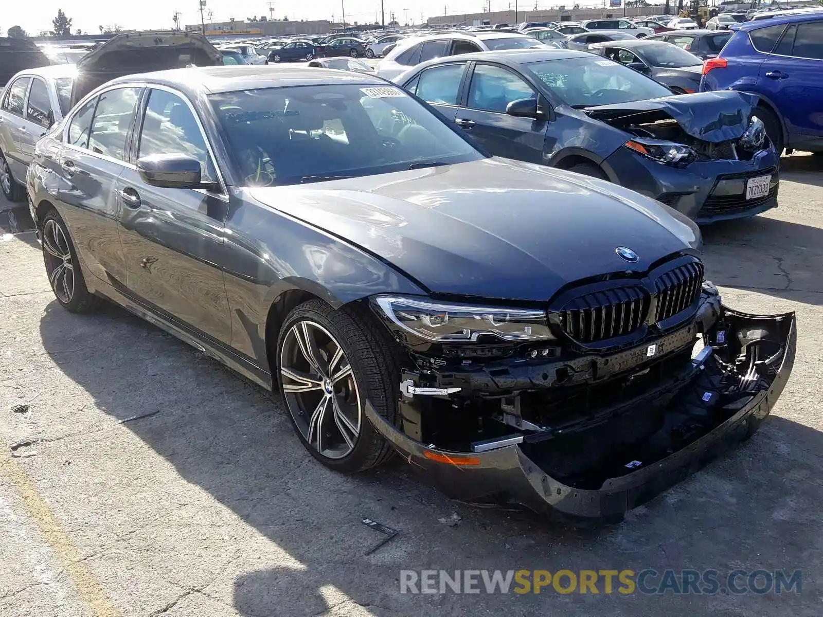 1 Photograph of a damaged car 3MW5R1J53K8B03642 BMW 3 SERIES 2019