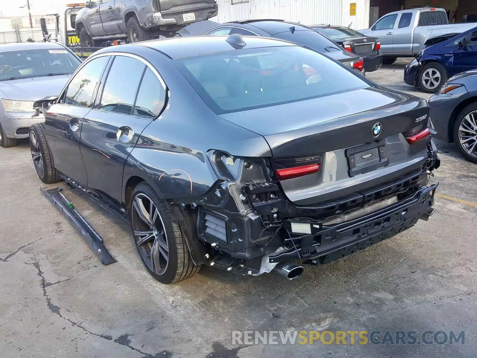 3 Photograph of a damaged car 3MW5R1J53K8B03642 BMW 3 SERIES 2019