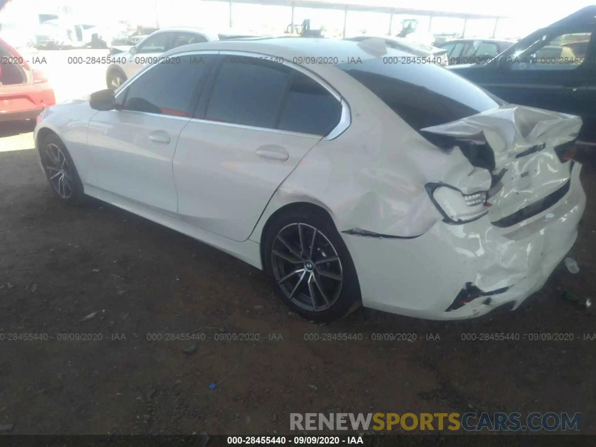 3 Photograph of a damaged car 3MW5R1J54K8B02628 BMW 3 SERIES 2019