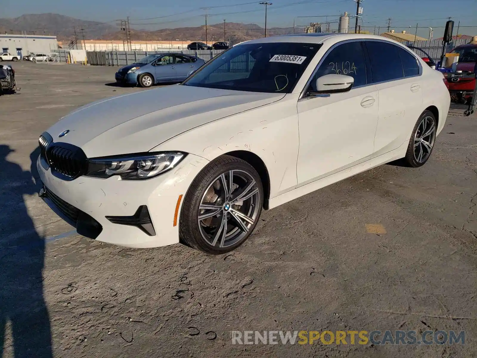 2 Photograph of a damaged car 3MW5R1J55K8A04384 BMW 3 SERIES 2019