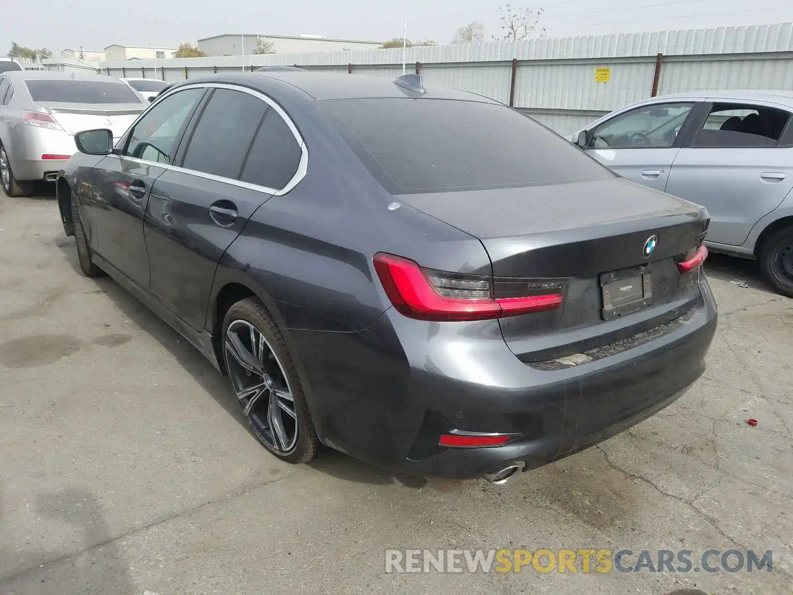 3 Фотография поврежденного автомобиля 3MW5R1J55K8A04479 BMW 3 SERIES 2019