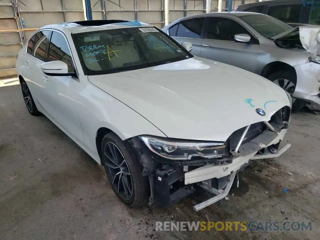 1 Фотография поврежденного автомобиля 3MW5R1J55K8B00774 BMW 3 SERIES 2019