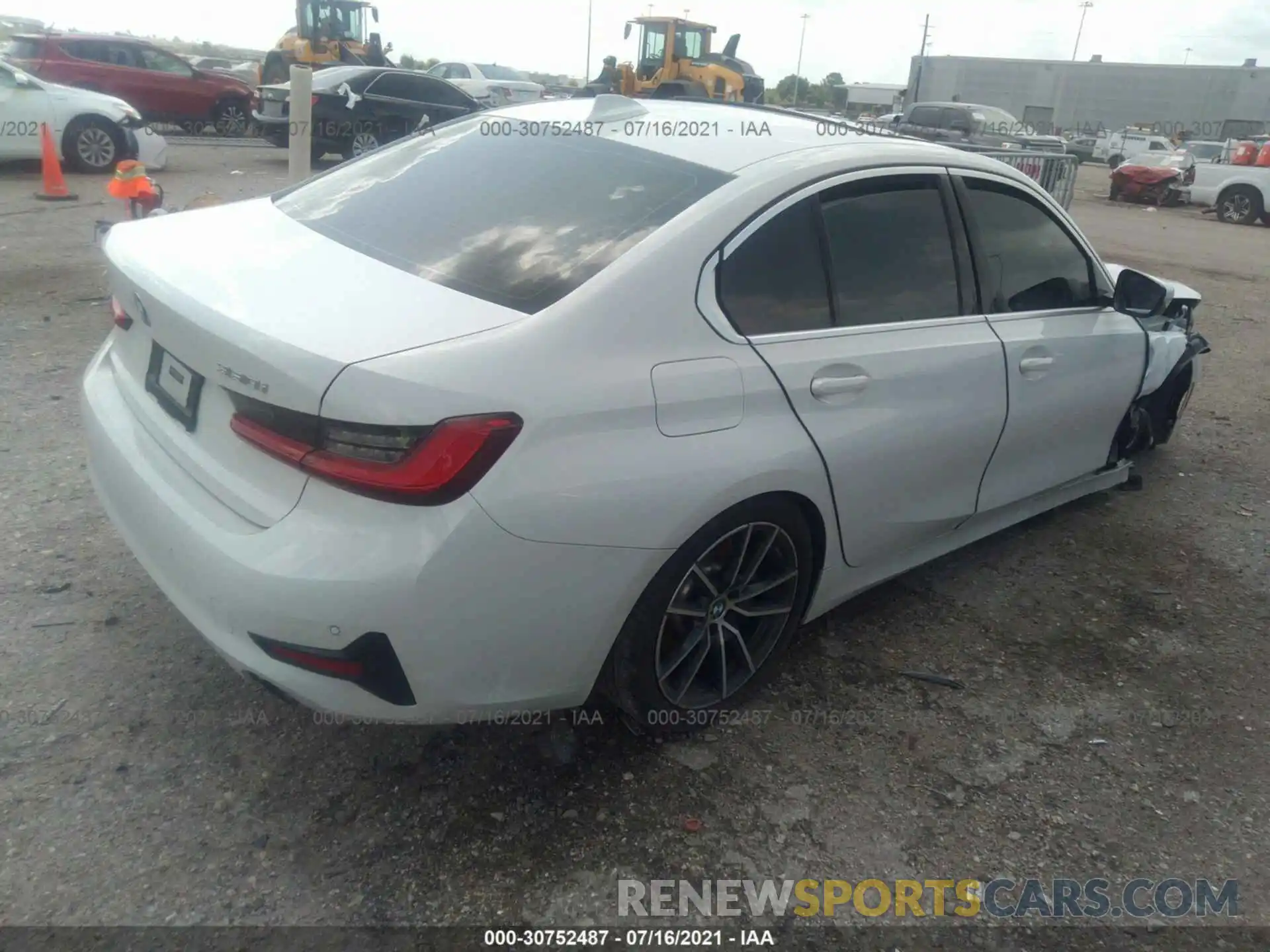 4 Фотография поврежденного автомобиля 3MW5R1J55K8B01603 BMW 3 SERIES 2019