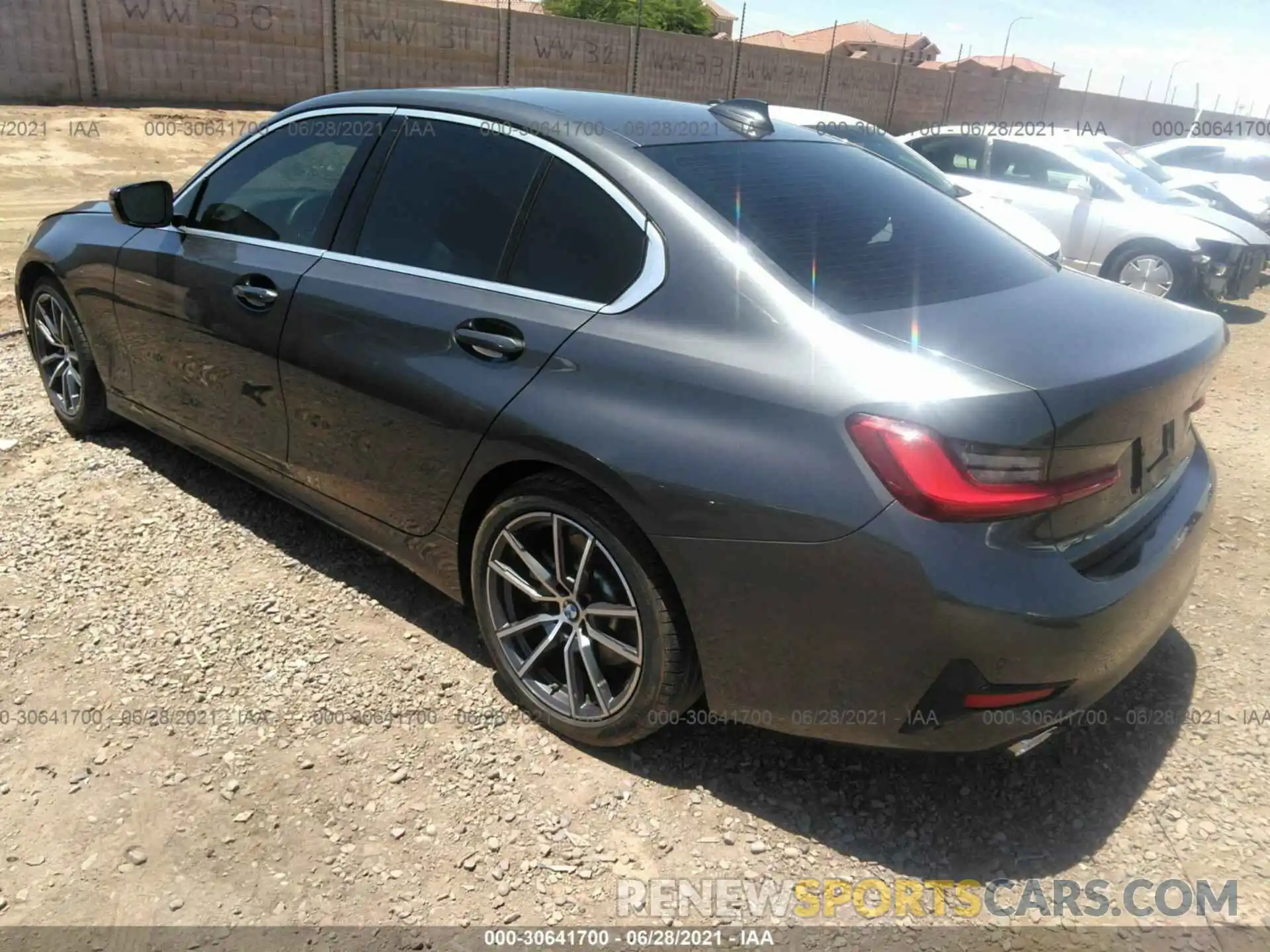 3 Photograph of a damaged car 3MW5R1J56K8A05639 BMW 3 SERIES 2019