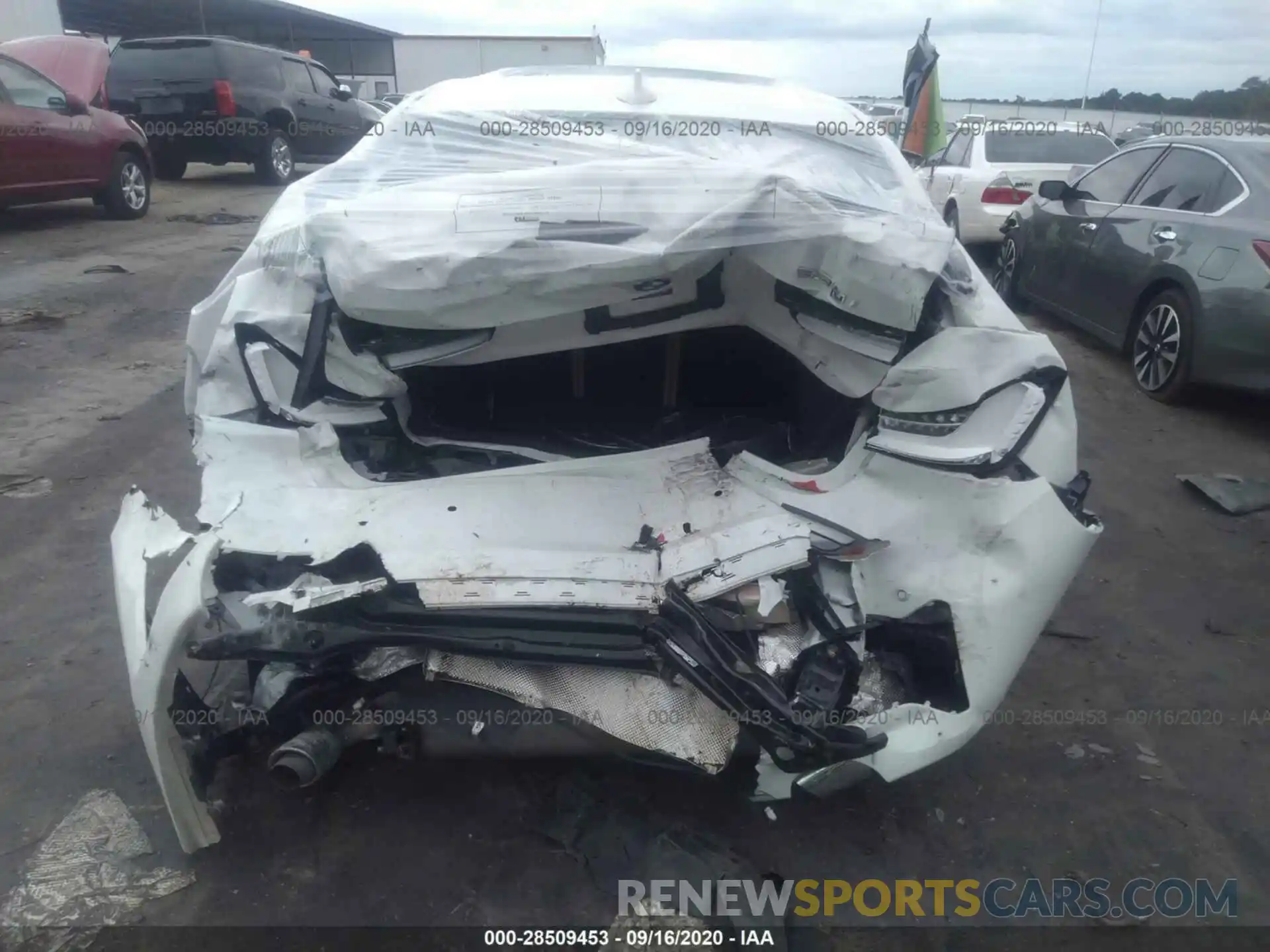 6 Фотография поврежденного автомобиля 3MW5R1J56K8B00086 BMW 3 SERIES 2019