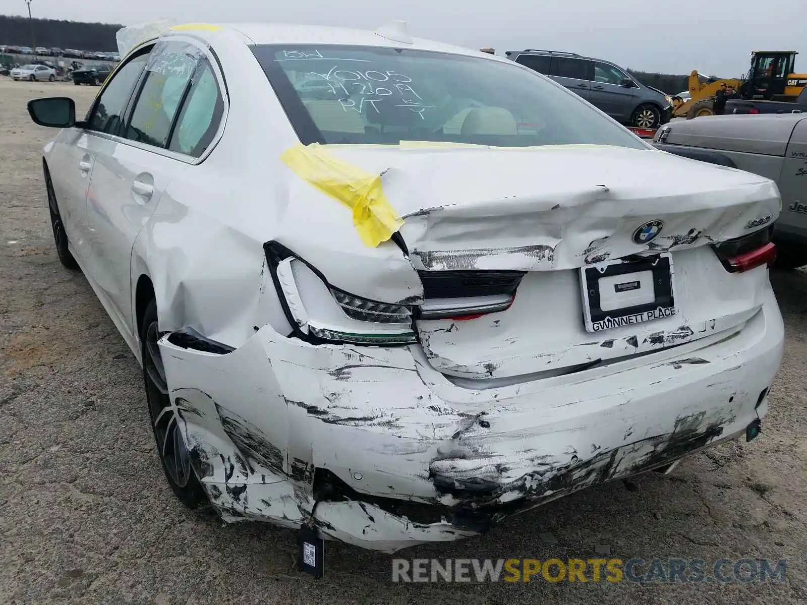 3 Photograph of a damaged car 3MW5R1J56K8B00105 BMW 3 SERIES 2019