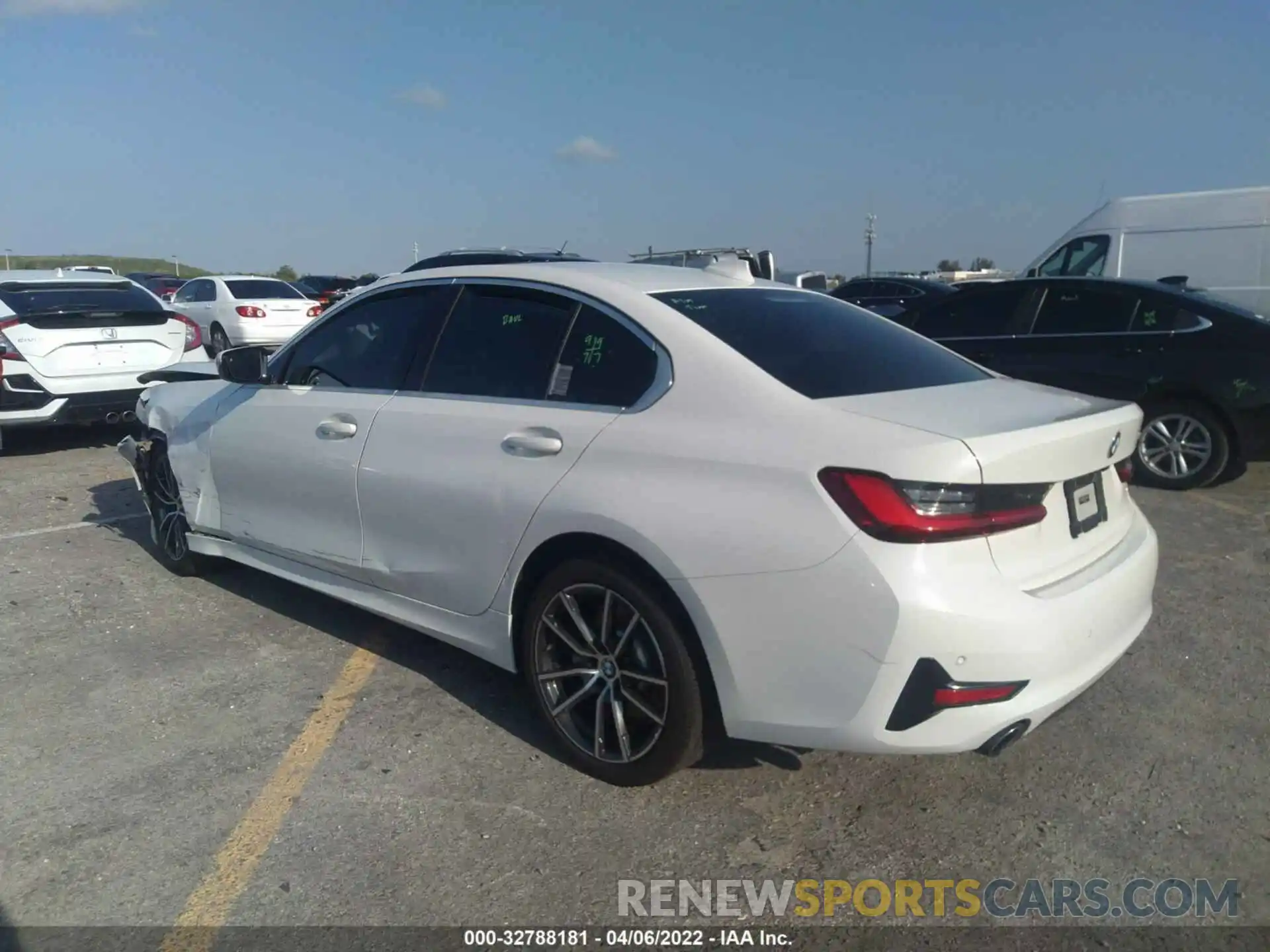 3 Photograph of a damaged car 3MW5R1J57K8A04077 BMW 3 SERIES 2019