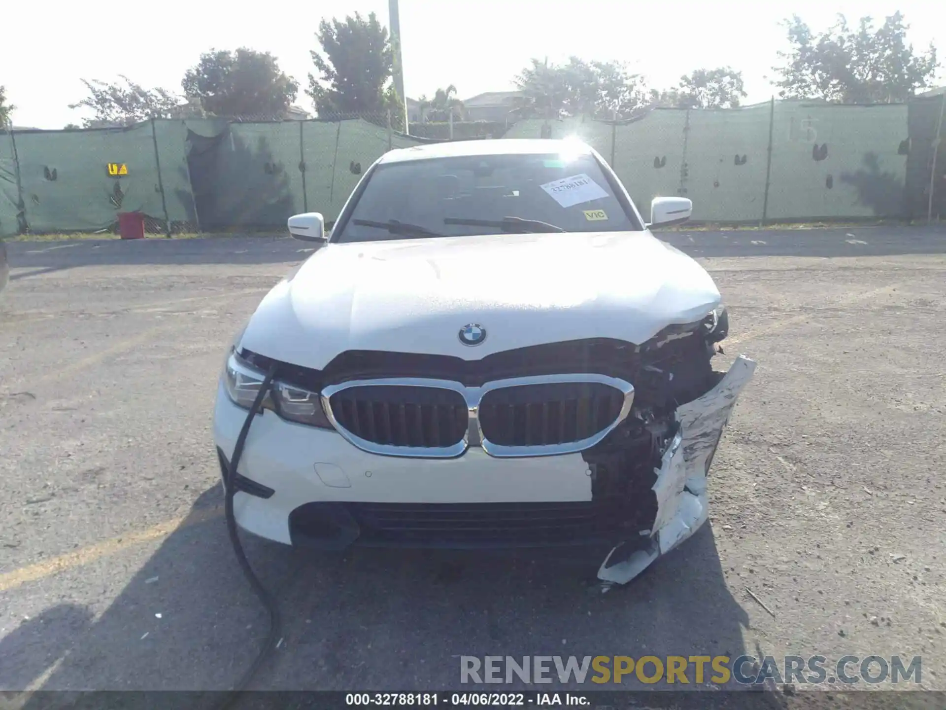 6 Photograph of a damaged car 3MW5R1J57K8A04077 BMW 3 SERIES 2019