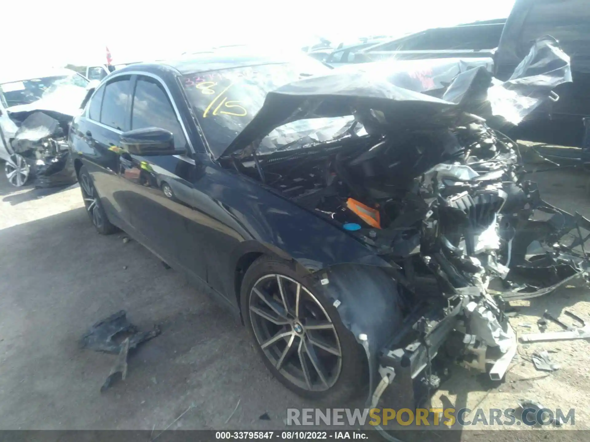 1 Photograph of a damaged car 3MW5R1J57K8A04385 BMW 3 SERIES 2019