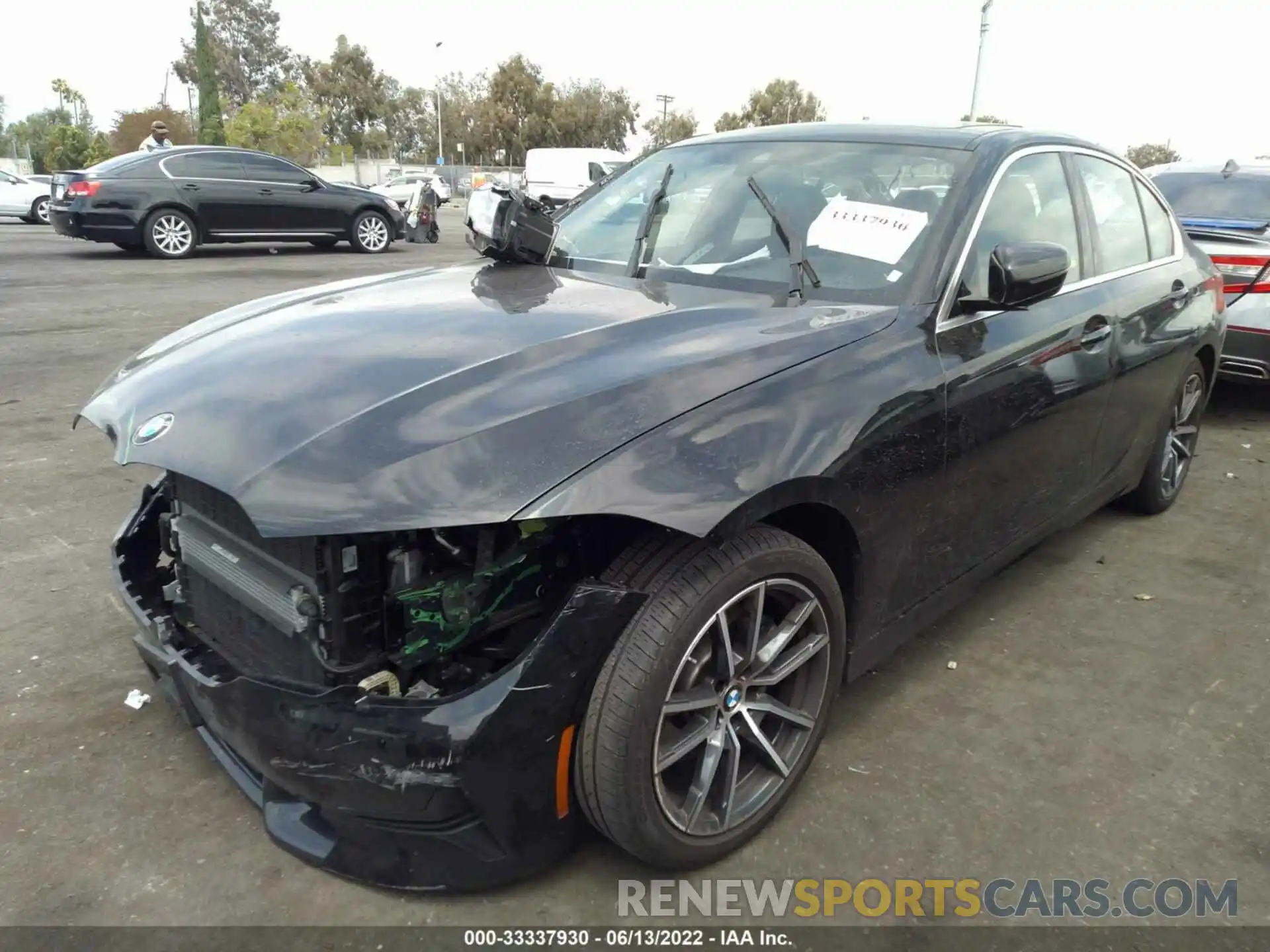 2 Photograph of a damaged car 3MW5R1J57K8B00680 BMW 3 SERIES 2019