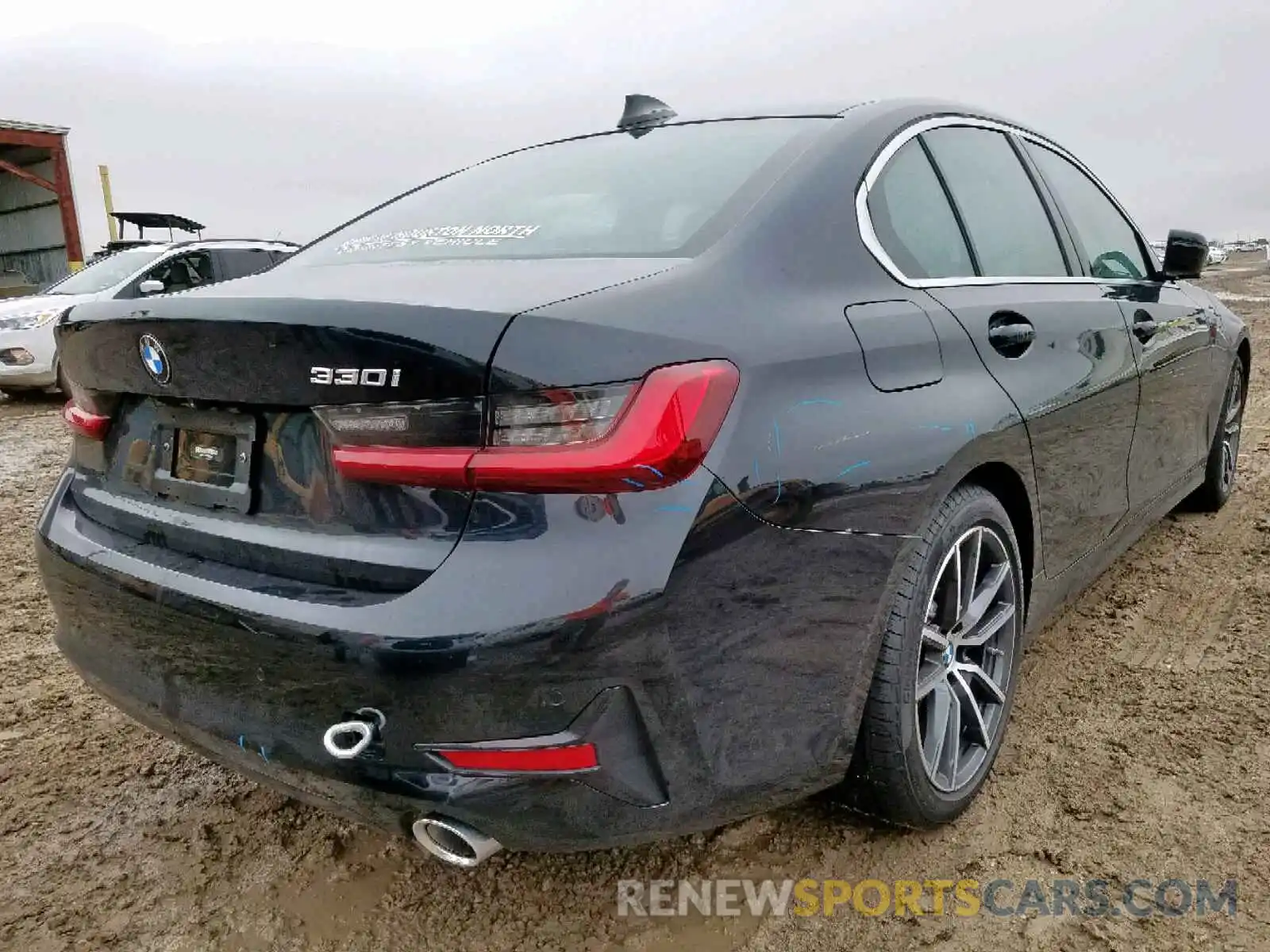 4 Photograph of a damaged car 3MW5R1J58K8B00722 BMW 3 SERIES 2019