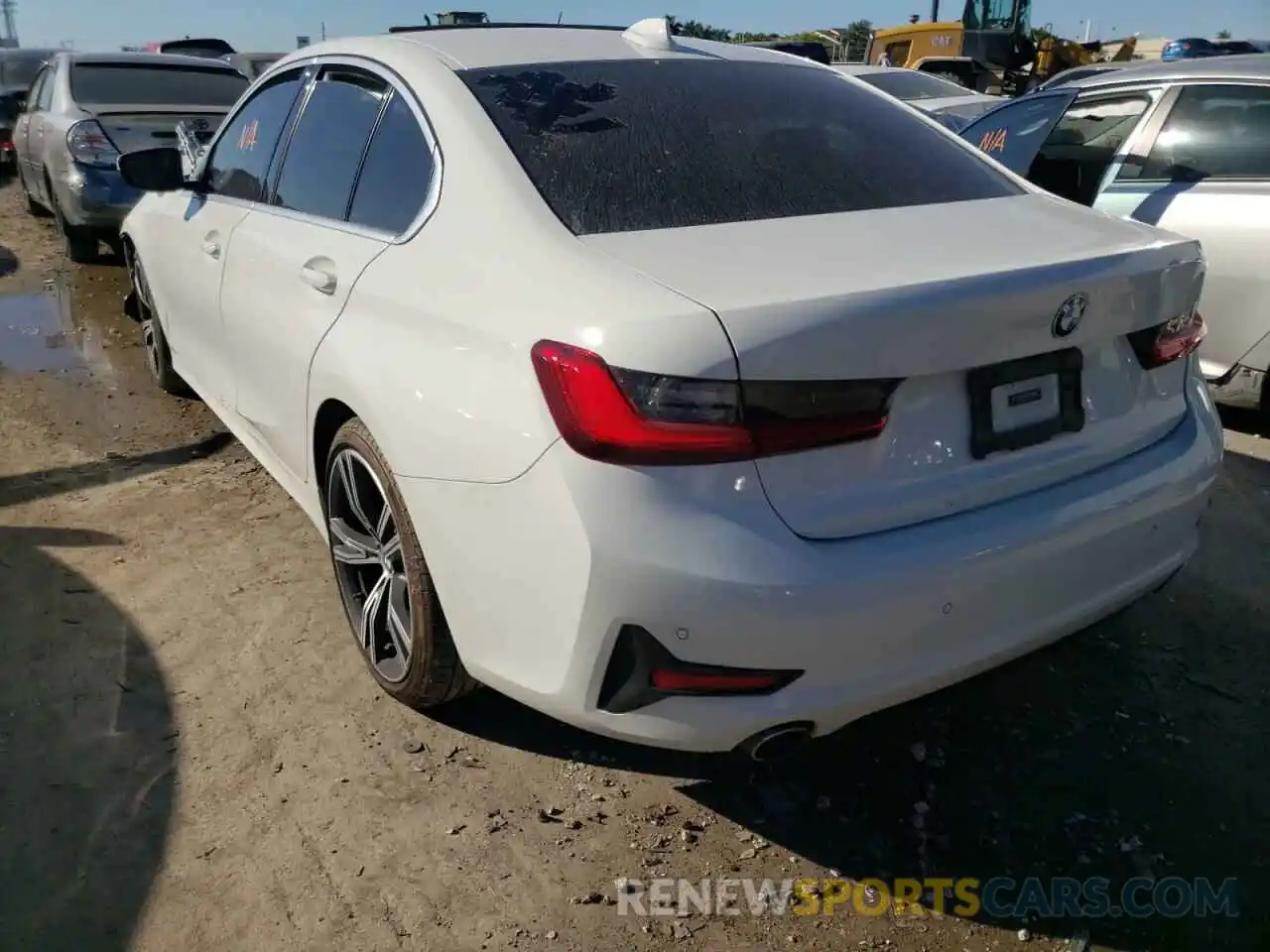 3 Photograph of a damaged car 3MW5R1J58K8B02891 BMW 3 SERIES 2019