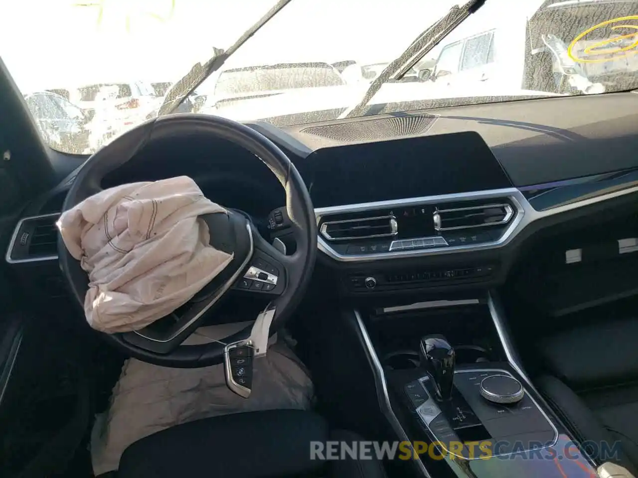 9 Photograph of a damaged car 3MW5R1J58K8B02891 BMW 3 SERIES 2019