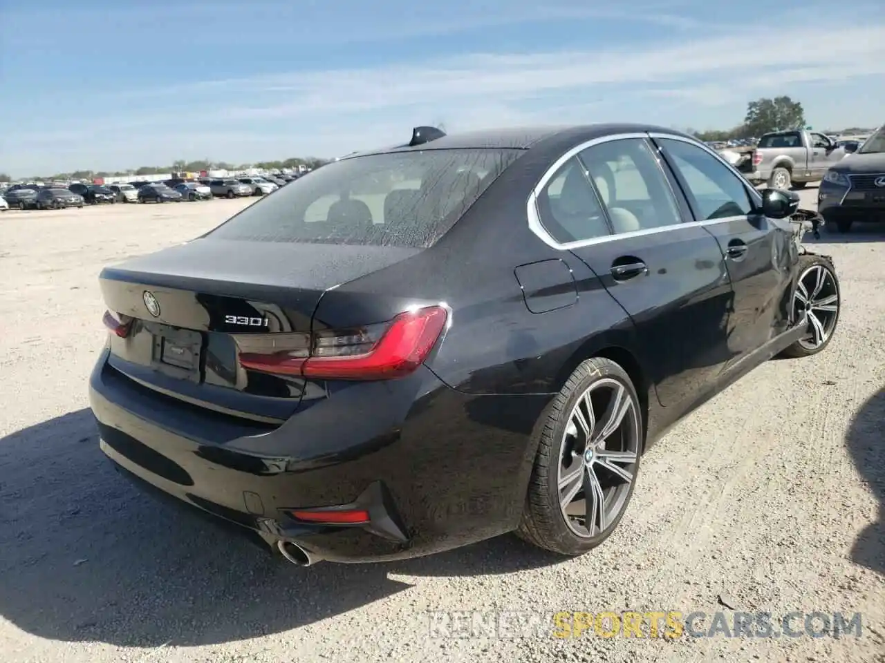 4 Photograph of a damaged car 3MW5R1J59K8B00860 BMW 3 SERIES 2019