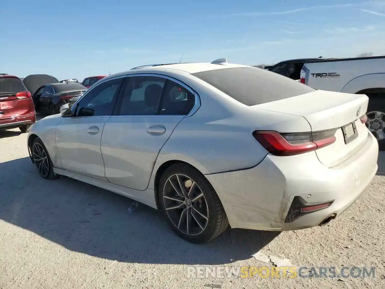 2 Photograph of a damaged car 3MW5R1J59K8B01409 BMW 3 SERIES 2019