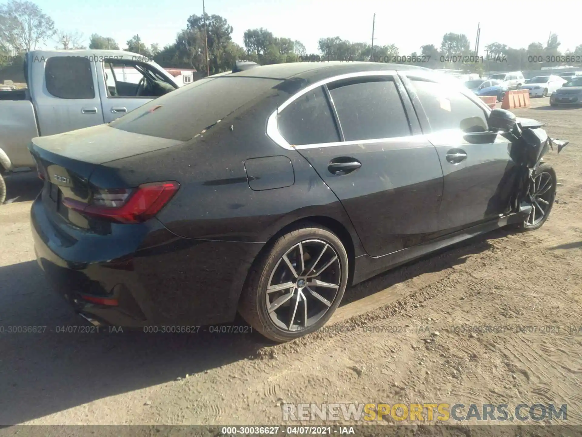 4 Photograph of a damaged car 3MW5R1J59K8B03371 BMW 3 SERIES 2019