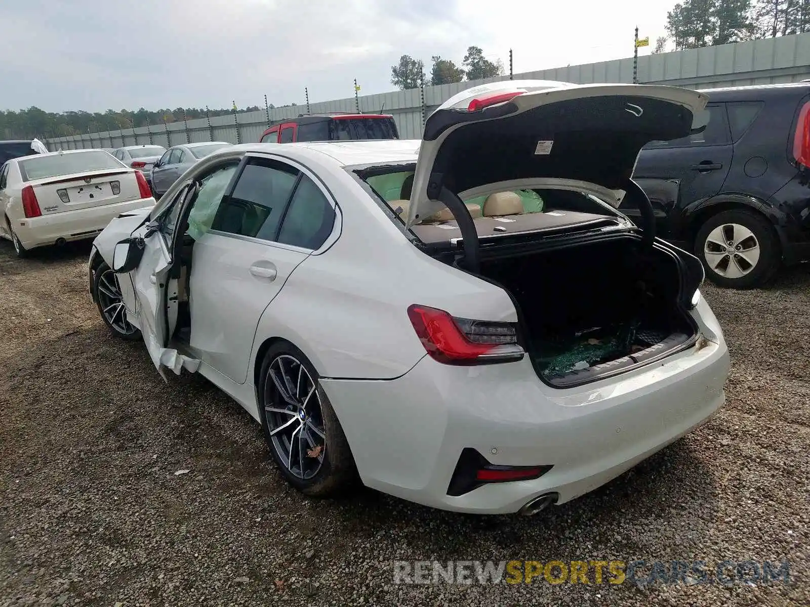 3 Photograph of a damaged car 3MW5R1J5XK8A04221 BMW 3 SERIES 2019