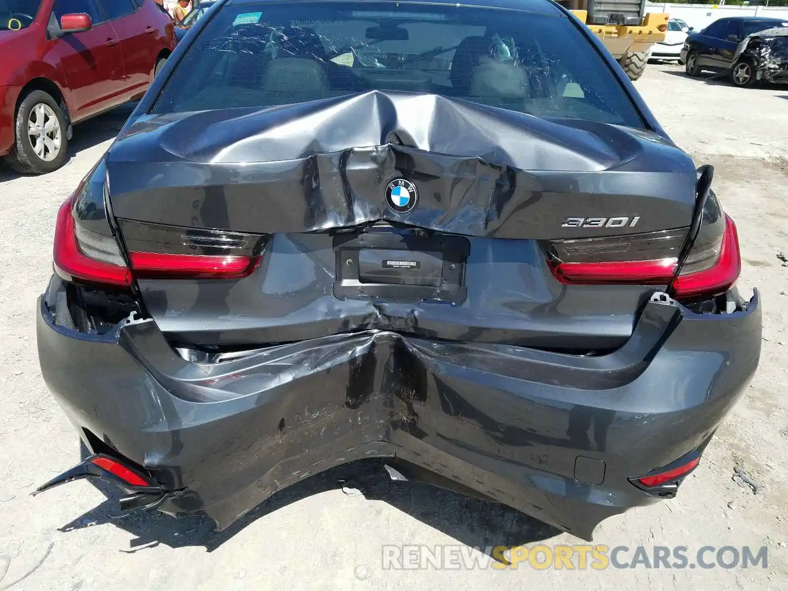 9 Photograph of a damaged car 3MW5R1J5XK8B02505 BMW 3 SERIES 2019